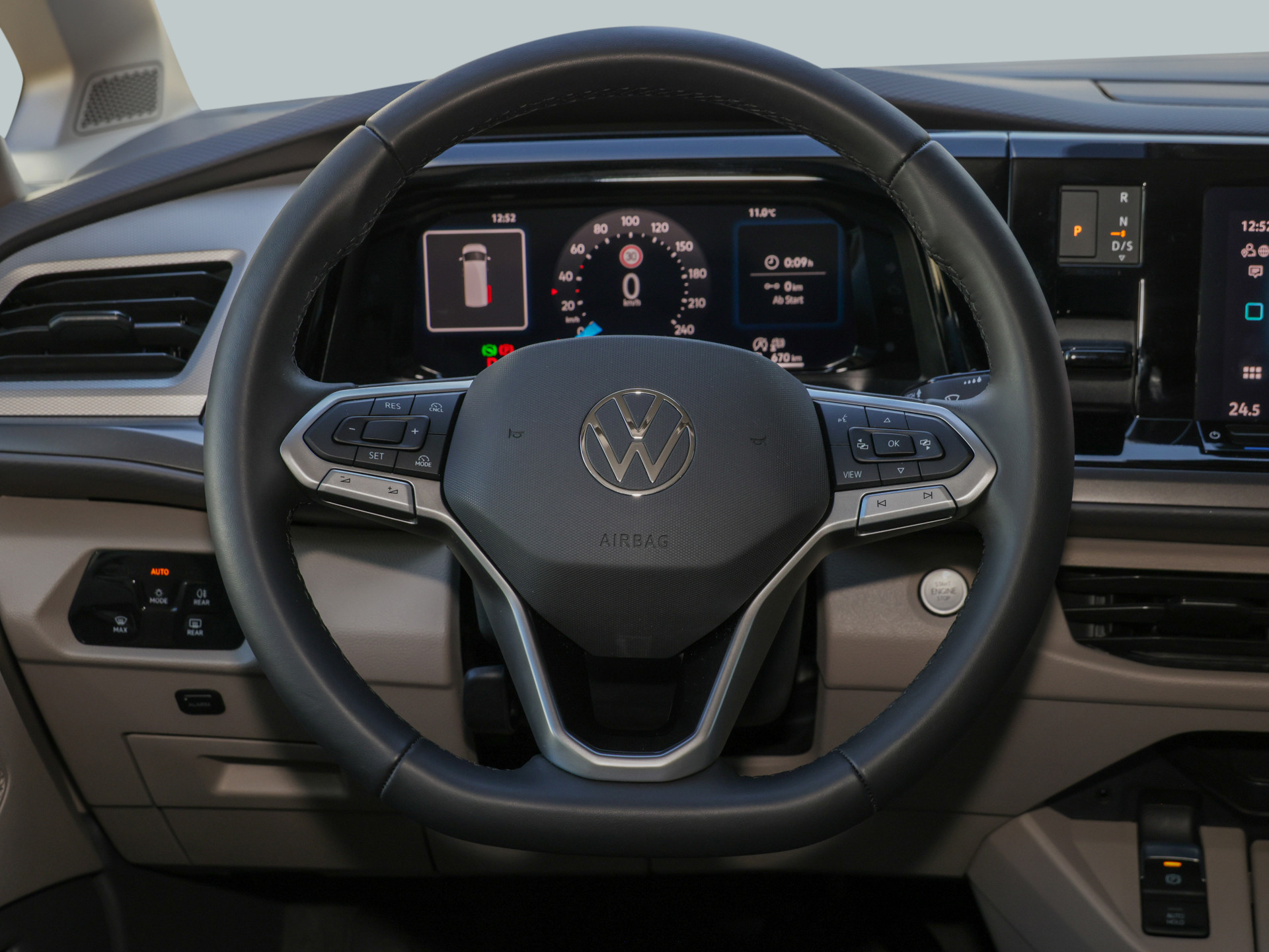 T7 Multivan 2.0TDI DSG LR +TAXI+7-SITZER+