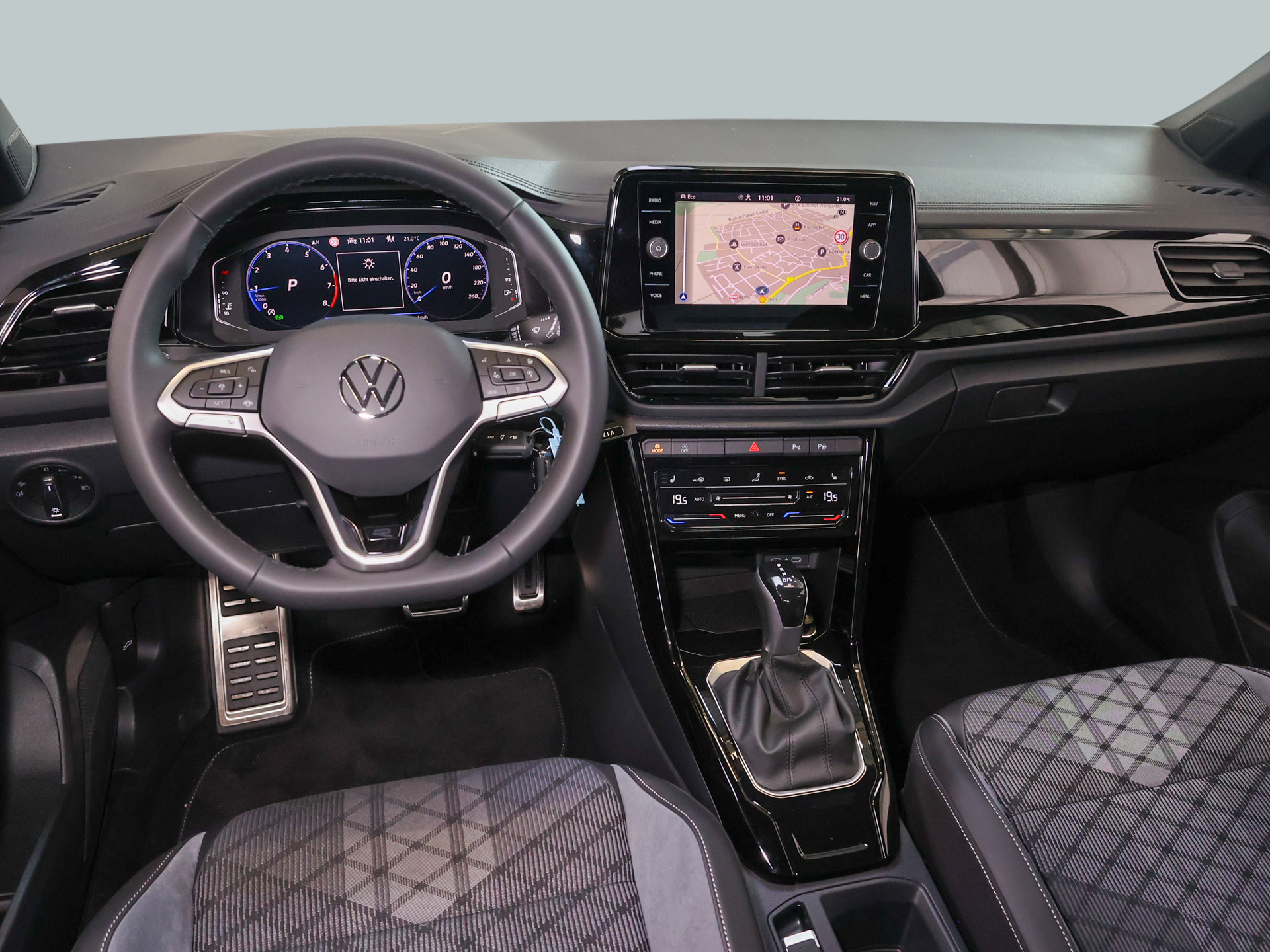 T-Roc 1.5TSI DSG R-Line +19ZOLL+AHK+