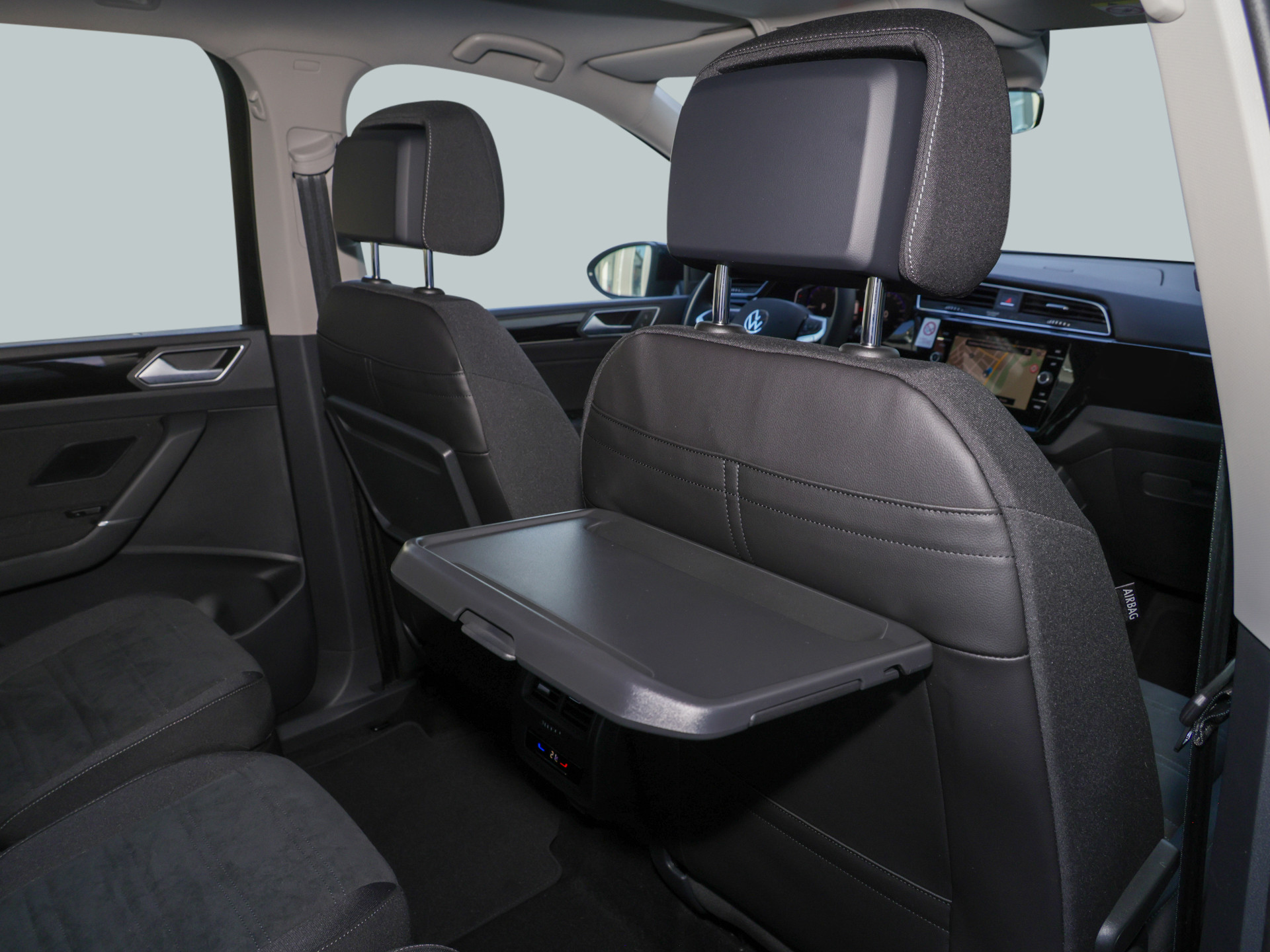 Touran 1.5TSI DSG R-LINE +AHK+7-SITZER+