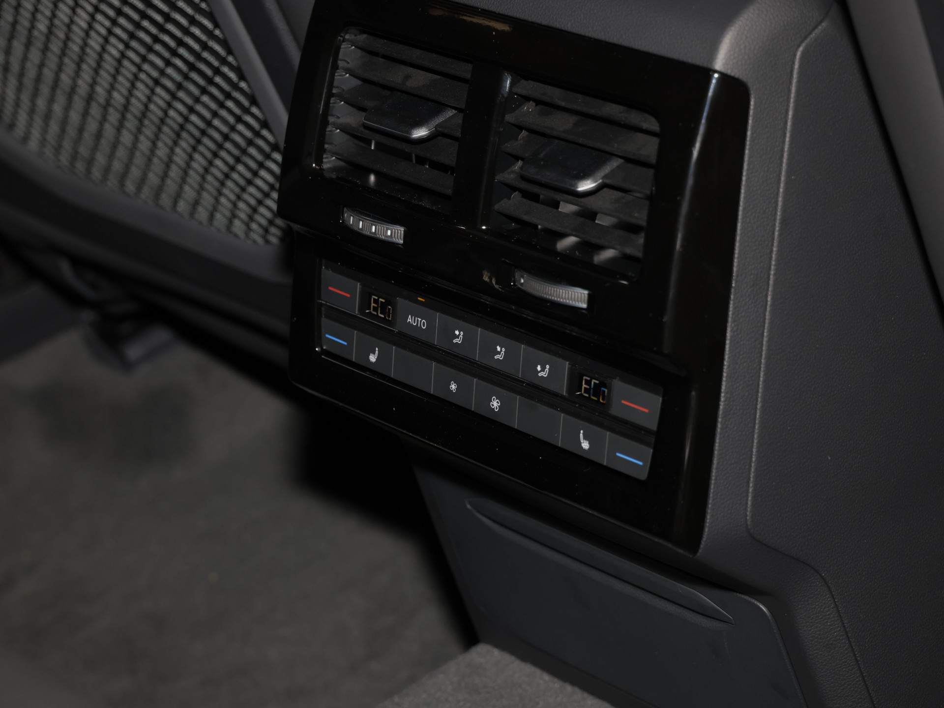 Touareg R 3.0 eHybrid +0,5 STEUER+WI-RÄDER