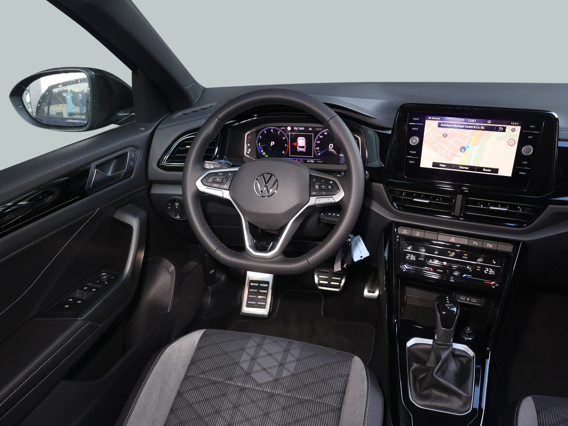 T-Roc 1.5TSI DSG R-Line +BLACK+AHK+