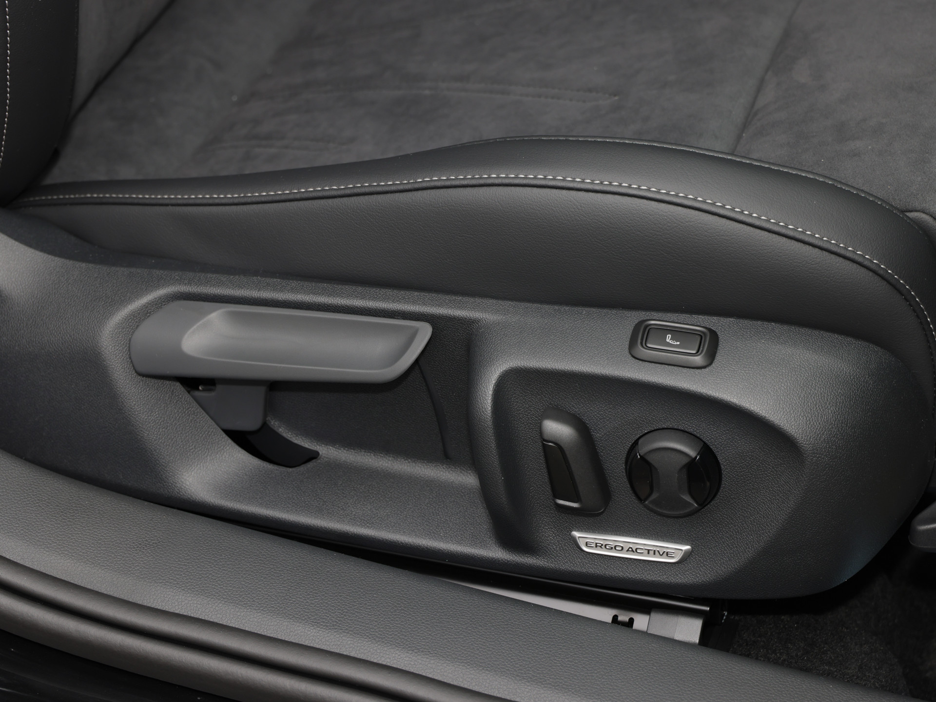 Passat Variant 2.0TDI Business +AHK+