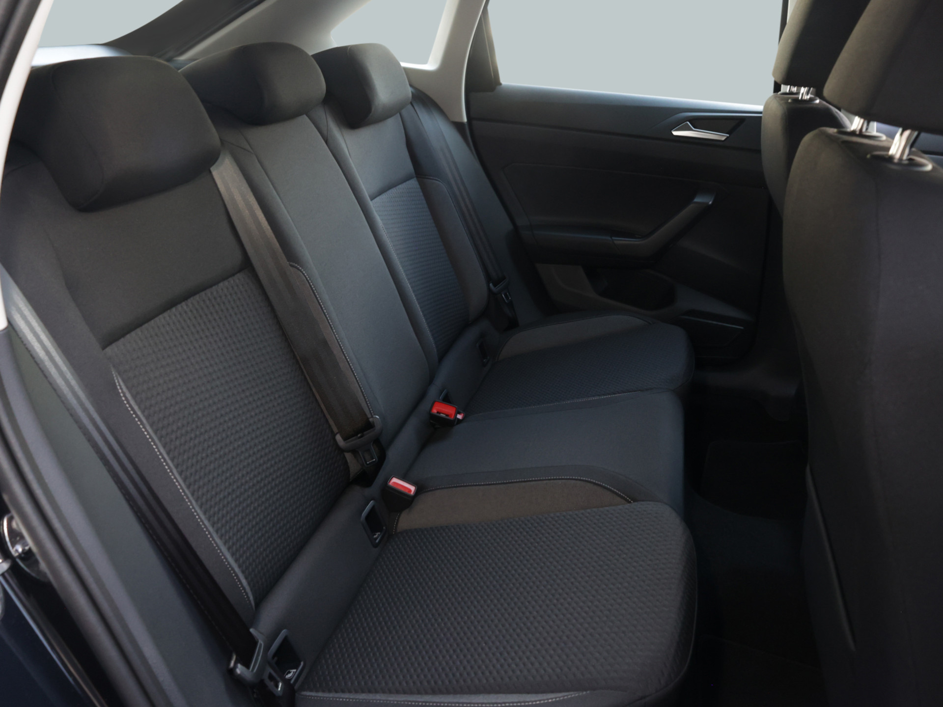 Taigo 1.0TSI 5-Gang +4SEASON+PDC+APP-CONNECT+