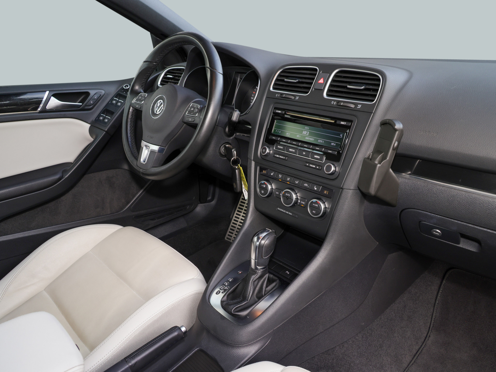 Golf VI Cabriolet 1.4TSI DSG +XENON+LEDER+17ZOLL+