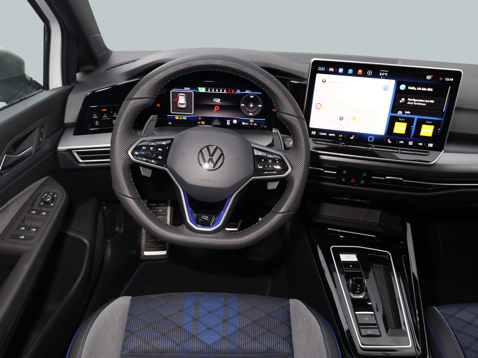 Golf 2.0TSI DSG 4Motion R +19ZOLL+AHK+FREI AB