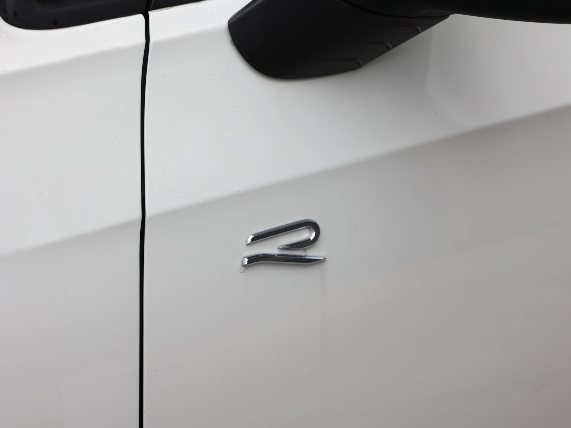 Golf 2.0TSI DSG 4Motion R +19ZOLL+AHK+FREI AB