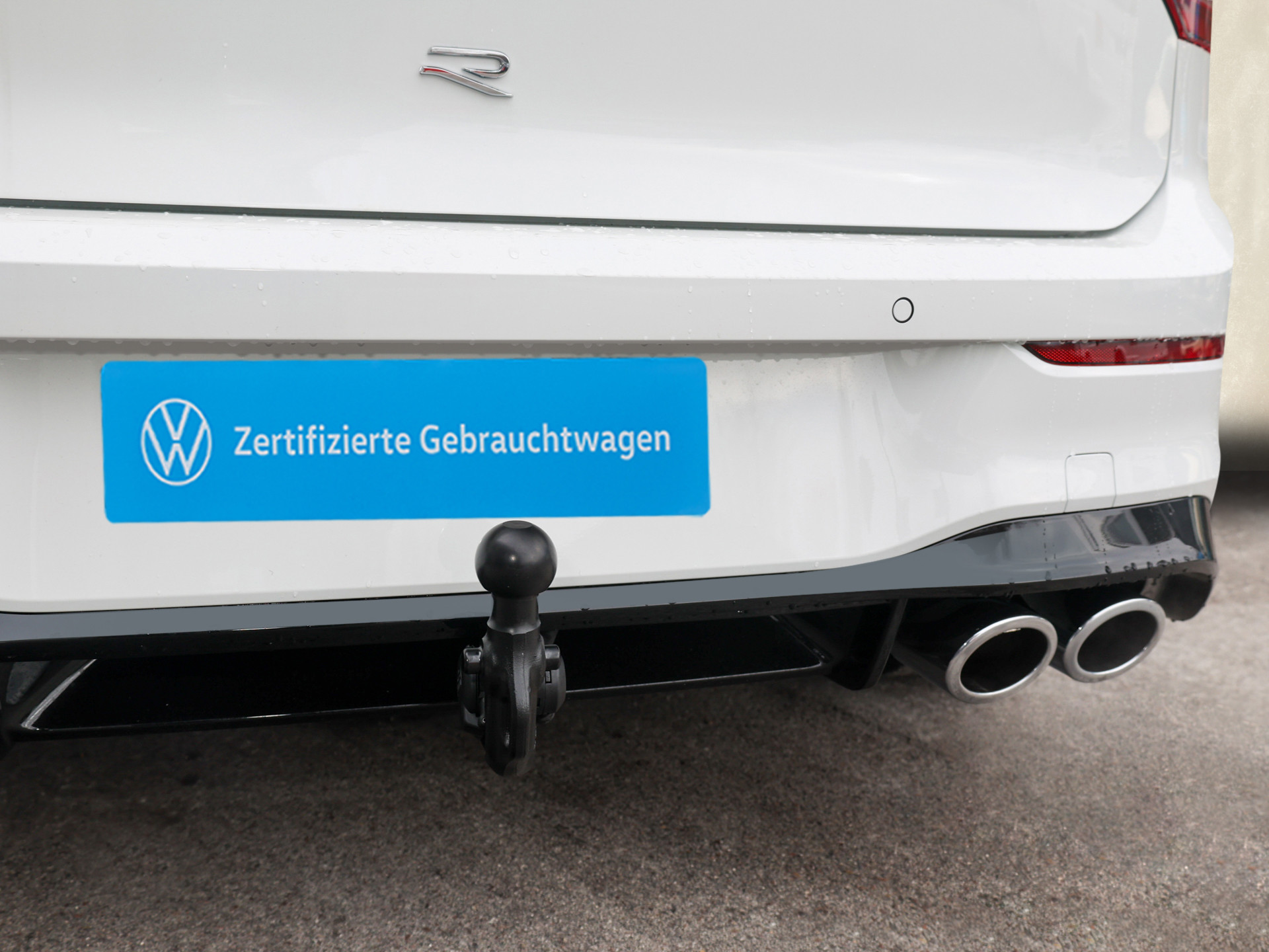 Golf 2.0TSI DSG 4Motion R +19ZOLL+AHK+FREI AB