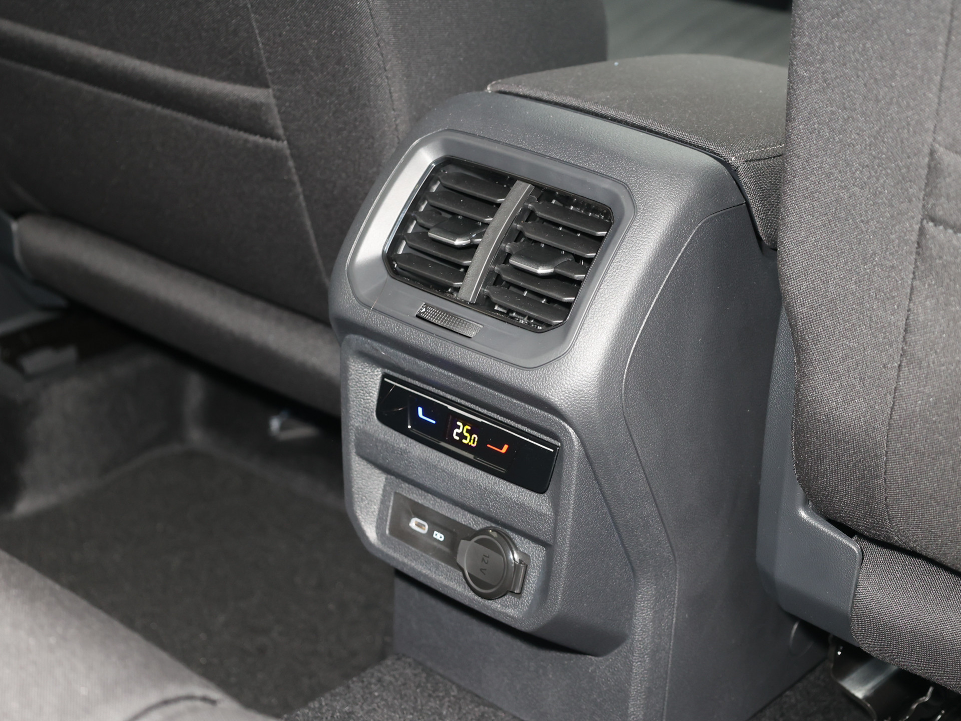 Tiguan Allspace 1.5TSI DSG Life +FREI AB 15.03.26+