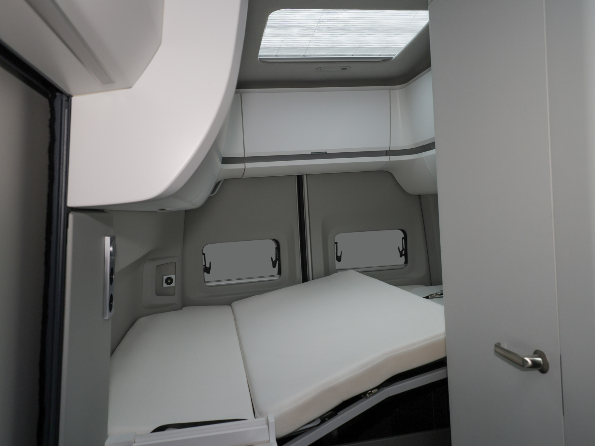 Grand California 600 +SOLAR+NAVI+LED+