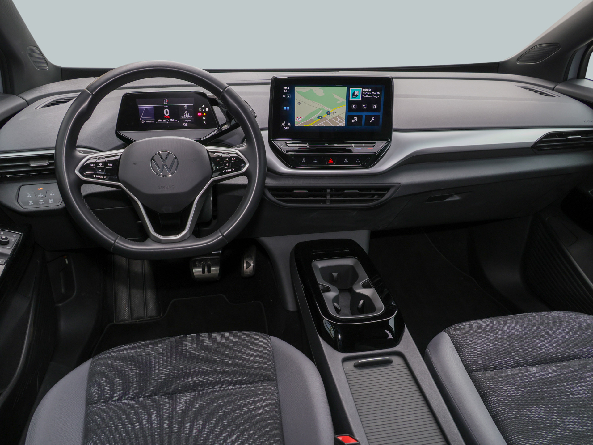 ID.4 Pro +MAX 501KM+AHK+WÄRMEPUMPE+4SEASON