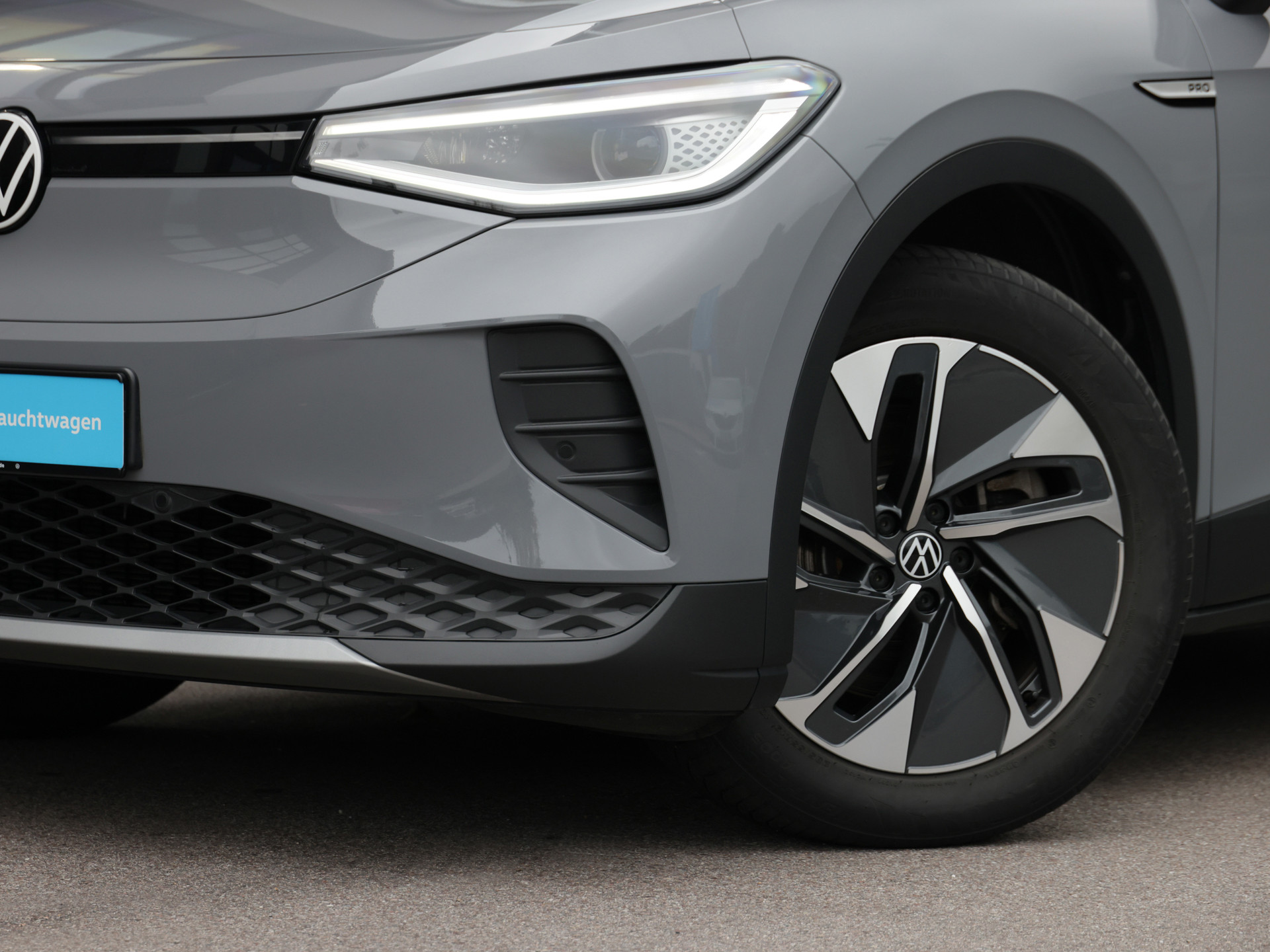 ID.4 Pro +MAX 501KM+AHK+WÄRMEPUMPE+4SEASON