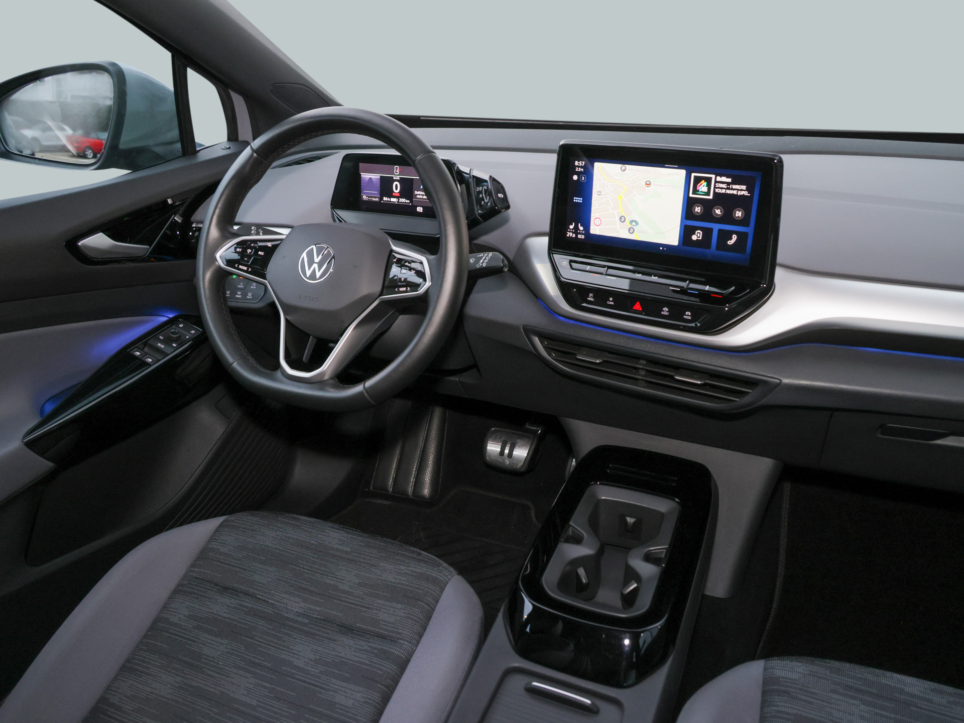 ID.4 Pure +AHK+NAVI+SITZHEIZUNG+