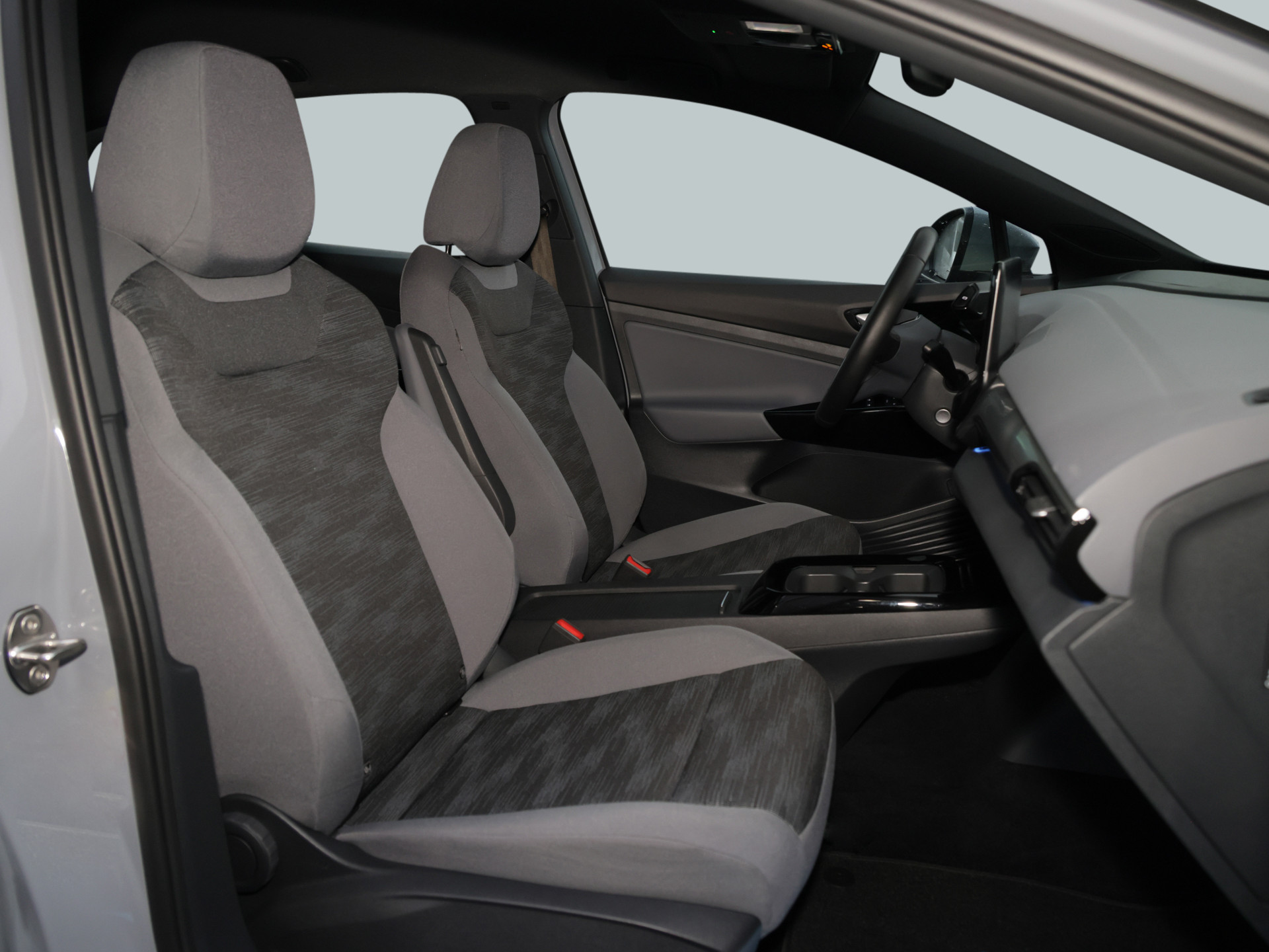 ID.4 Pure +AHK+NAVI+SITZHEIZUNG+