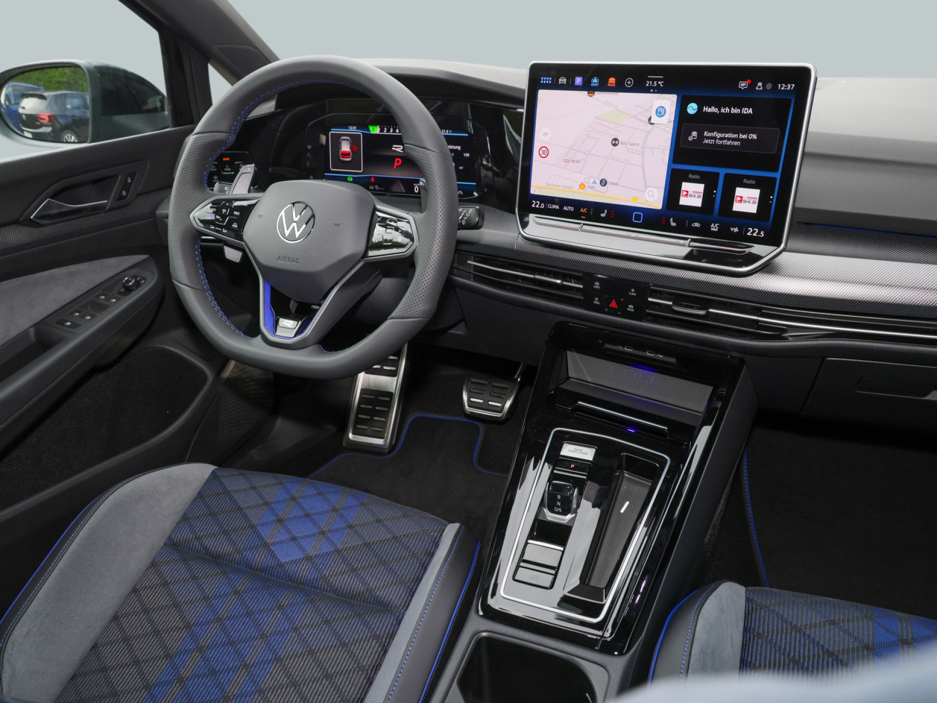 Golf R 2.0TSI +BLACK EDITION+4MOTION+