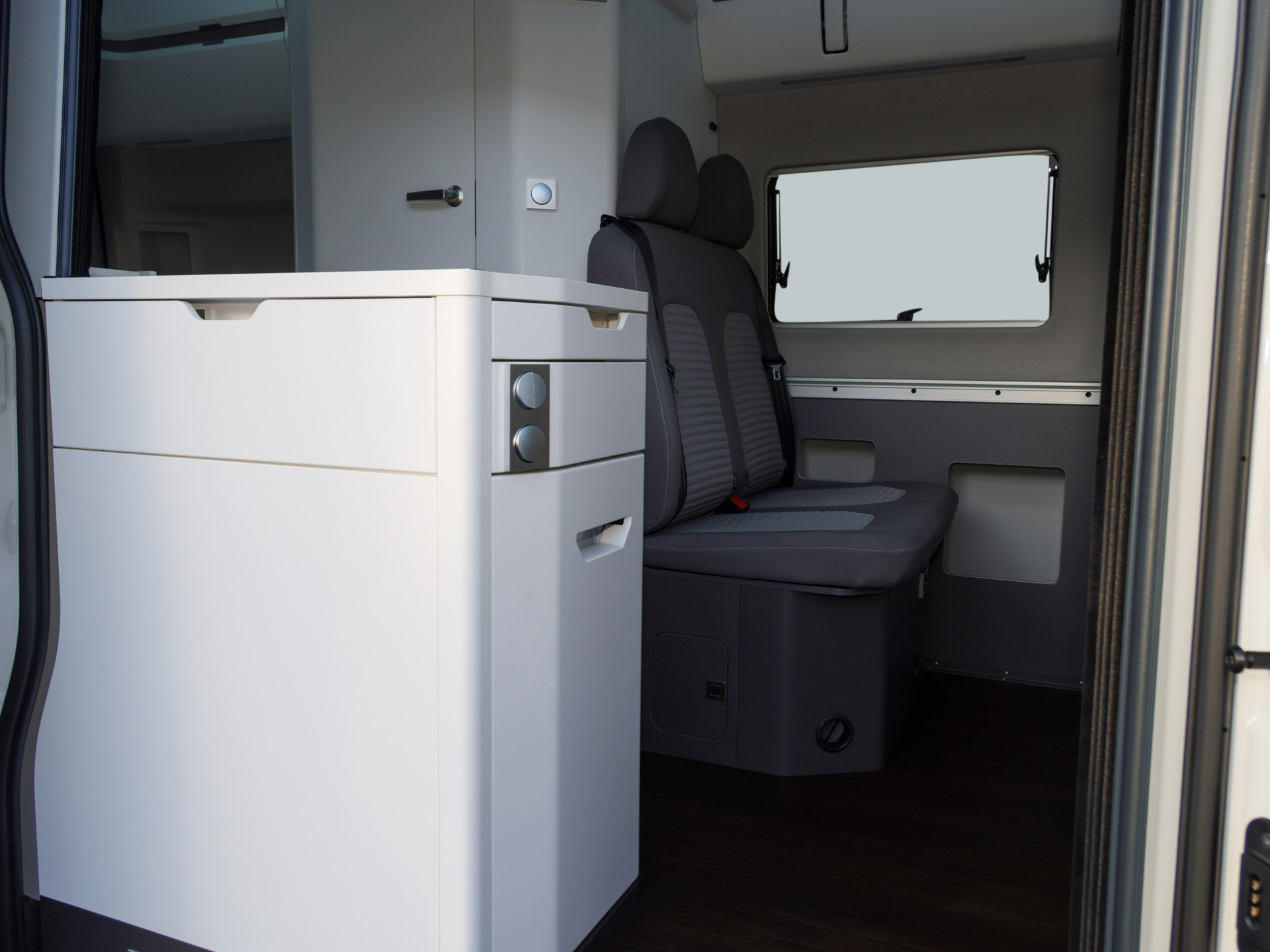 Grand California 600 +LED+DACHBETT+