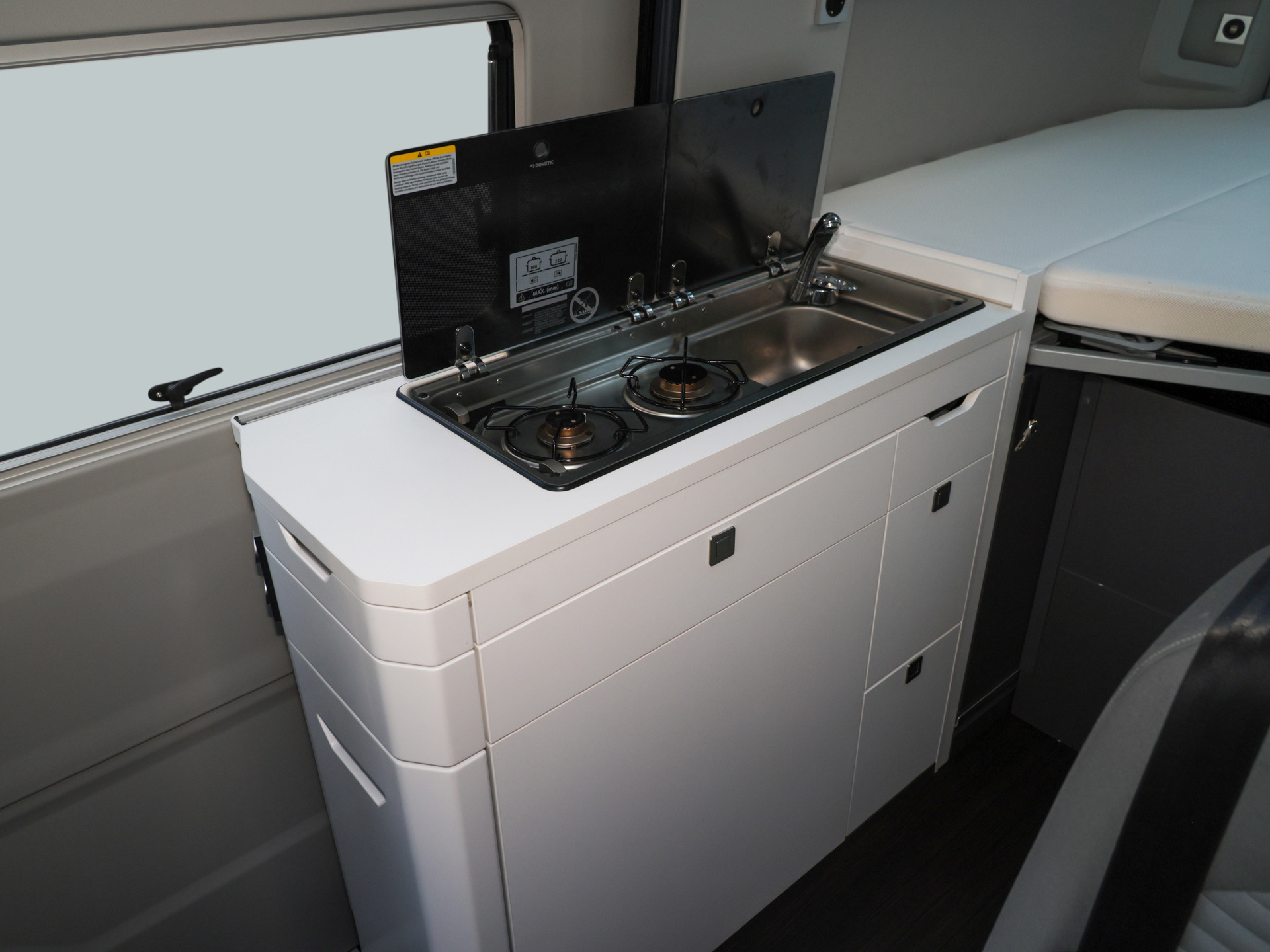 Grand California 600 +LED+DACHBETT+