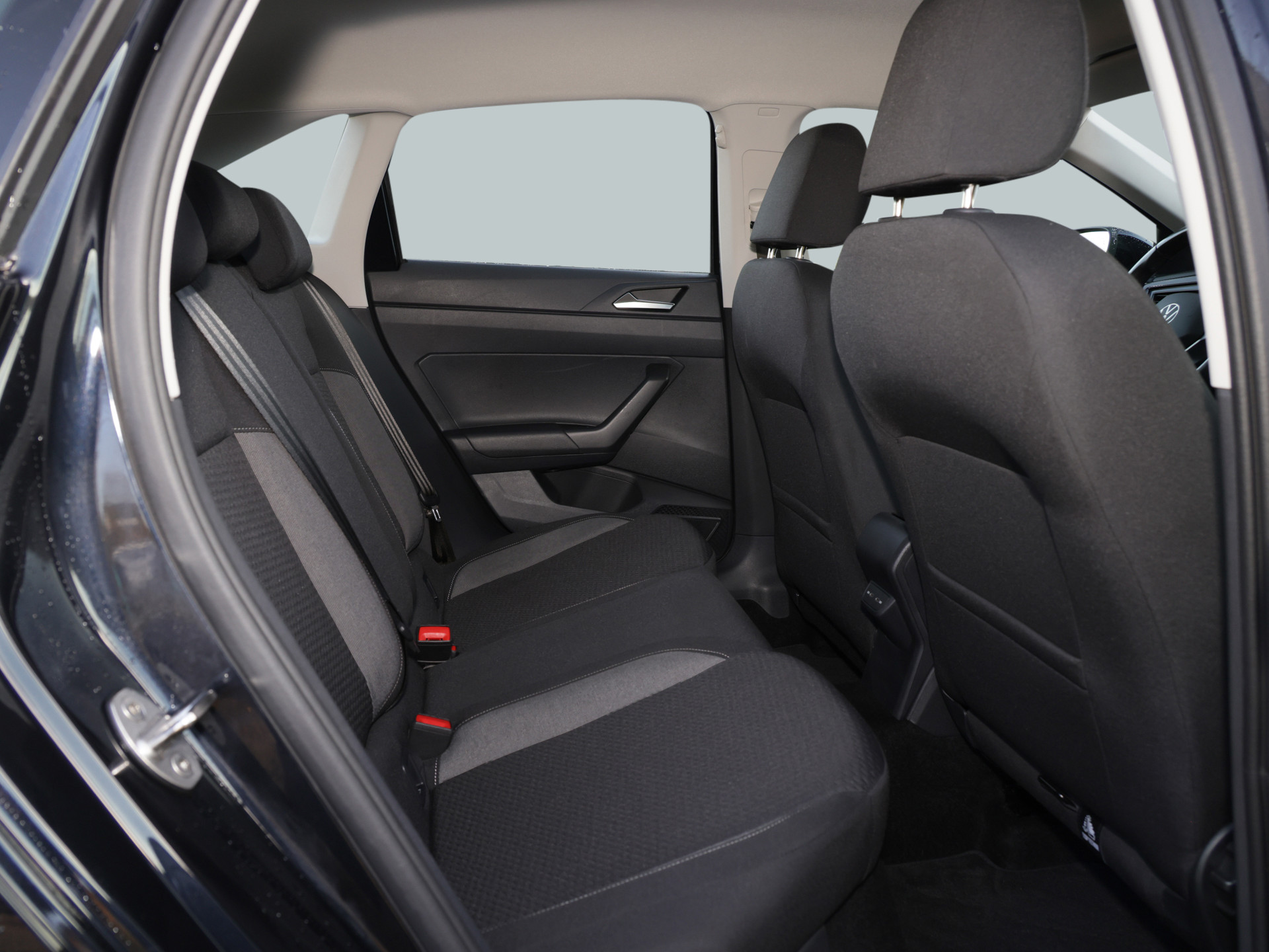 Taigo 1.0TSI DSG Life +LED+SH+AHK+