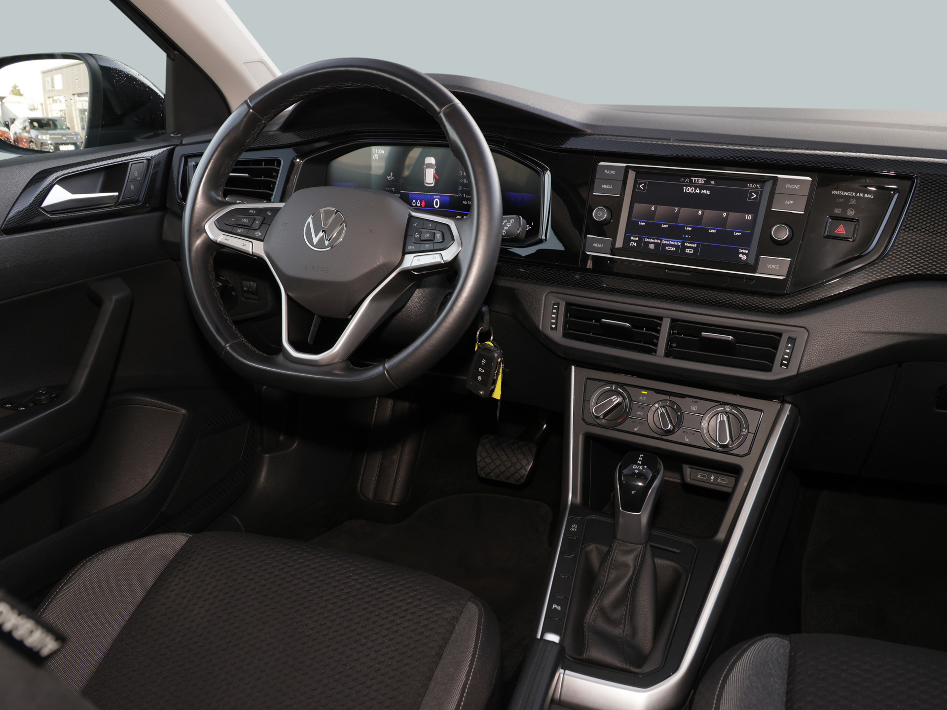 Taigo 1.0TSI DSG Life +LED+SH+AHK+