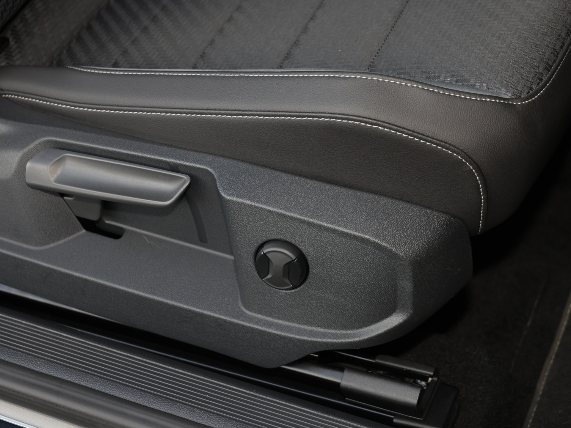 T-Roc Cabriolet 1.5TSI R-LINE +AHK+KAMERA+