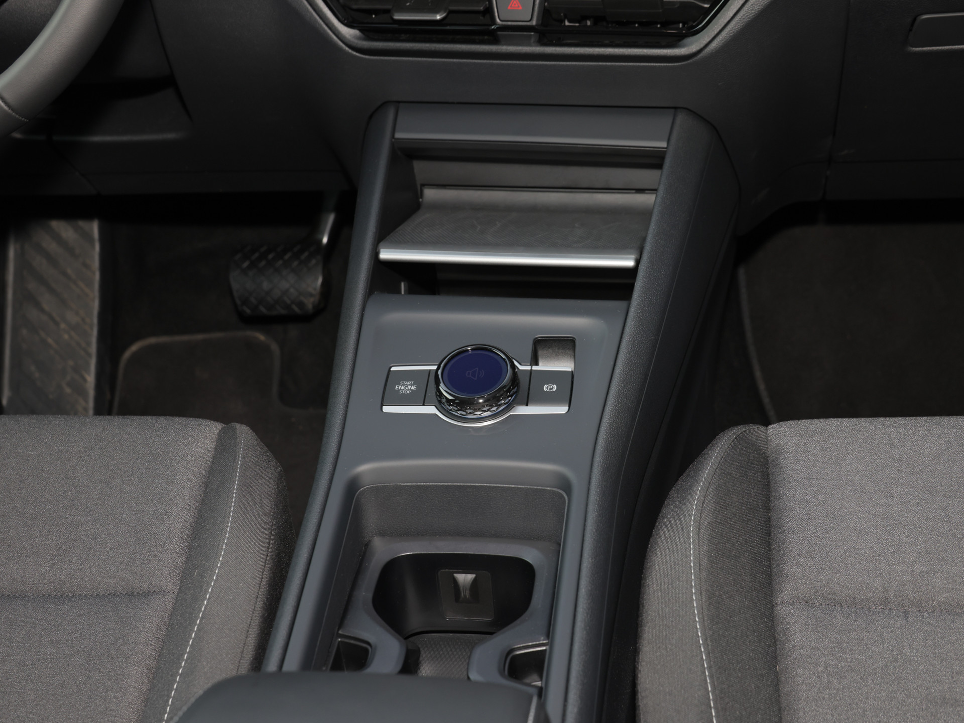 Tiguan 1.5 eTSI +AHK+SH+APP-CONNECT+