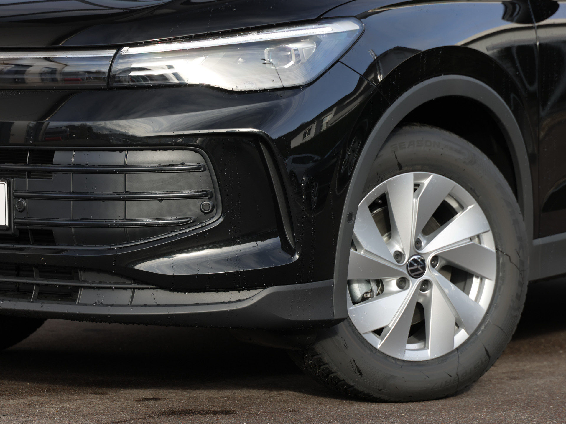 Tiguan 1.5 eTSI +AHK+SH+APP-CONNECT+