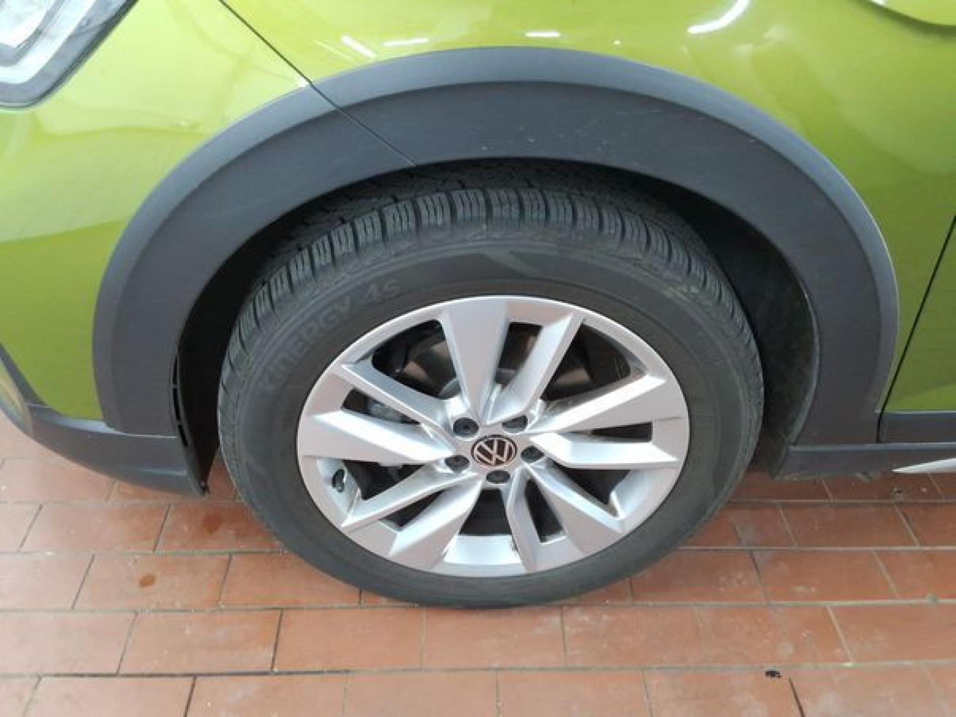 Taigo 1.5 TSI DSG MOVE +CAM+NAVI+4SEASON+