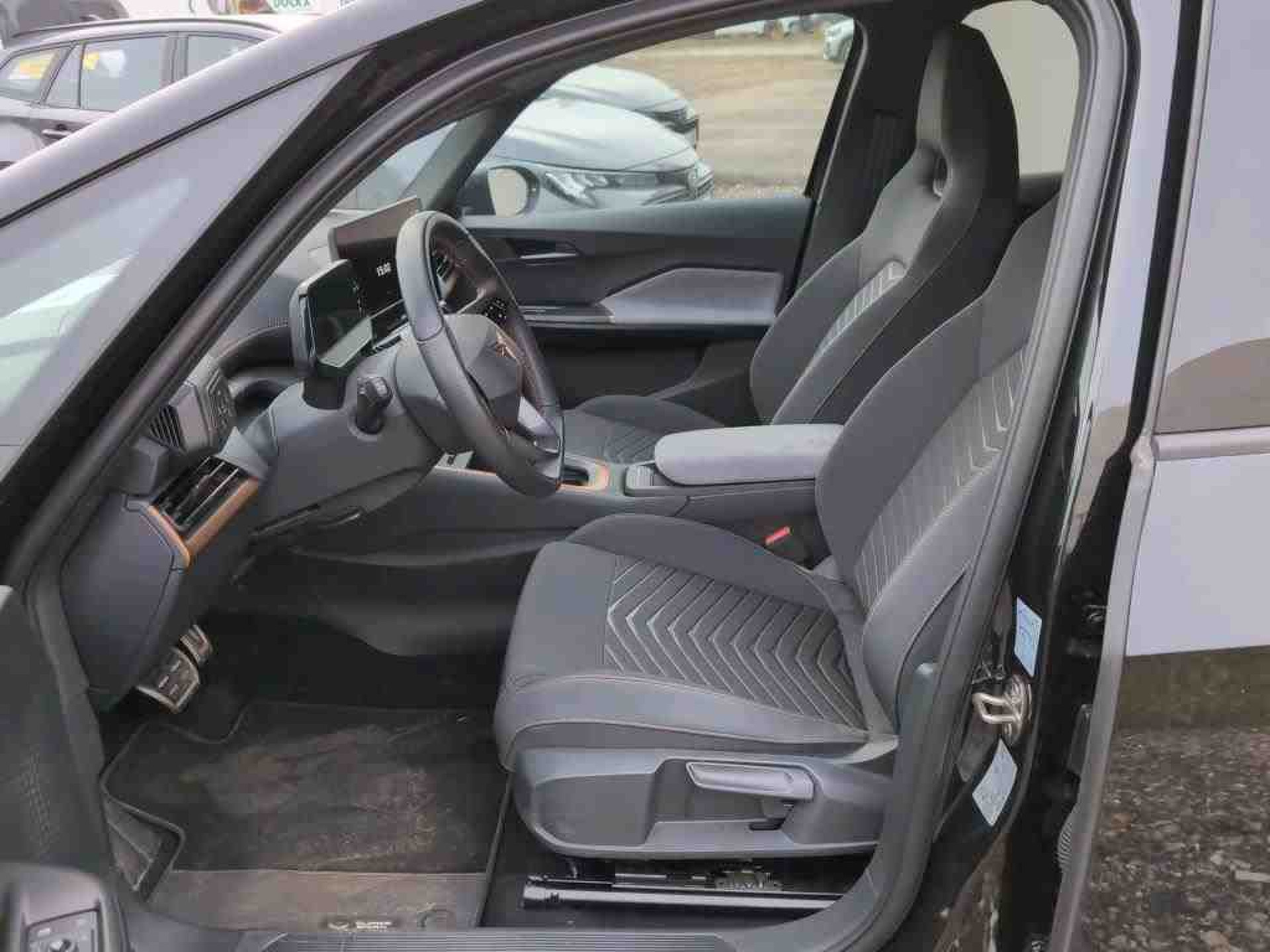 Born WÄRMEPUMPE+MAX 546KM+20 HURRICANE+