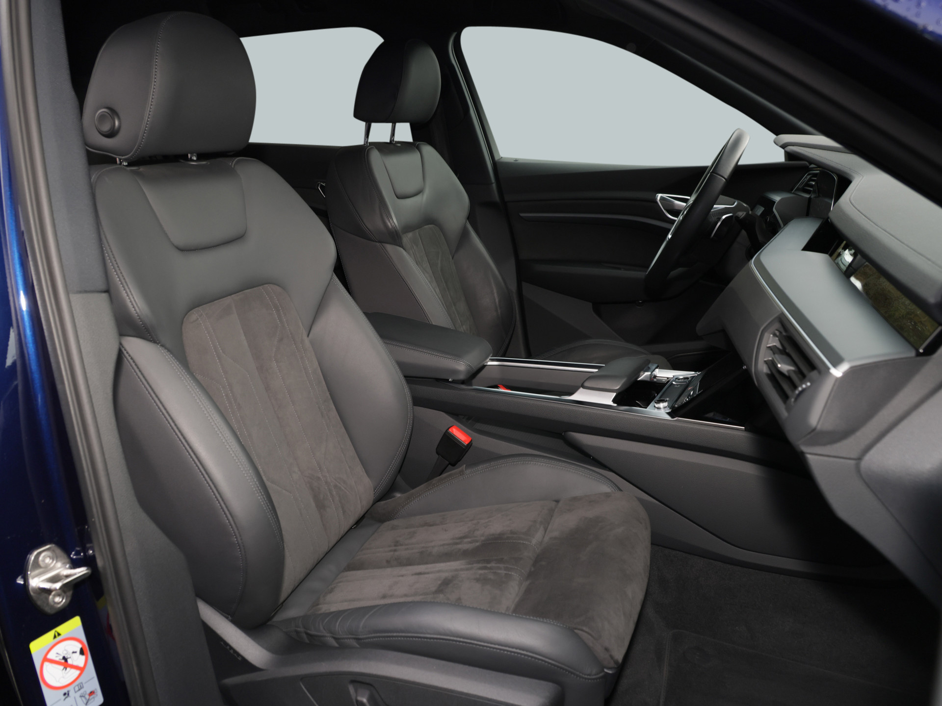 e-tron 50 quattro +S line+AHK+ASSISTENTEN+