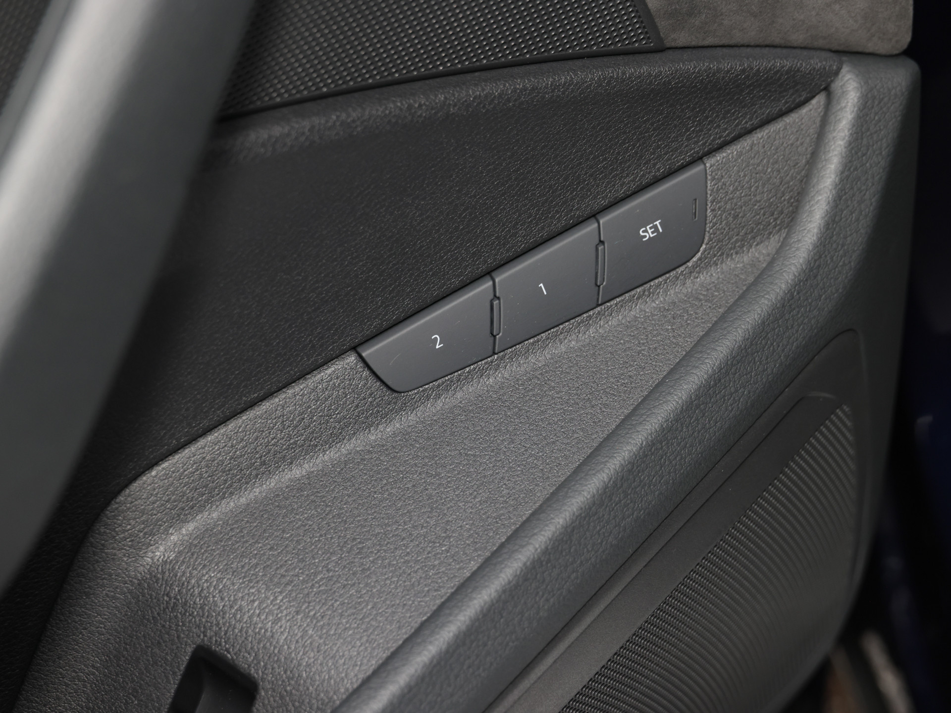 e-tron 50 quattro +S line+AHK+ASSISTENTEN+