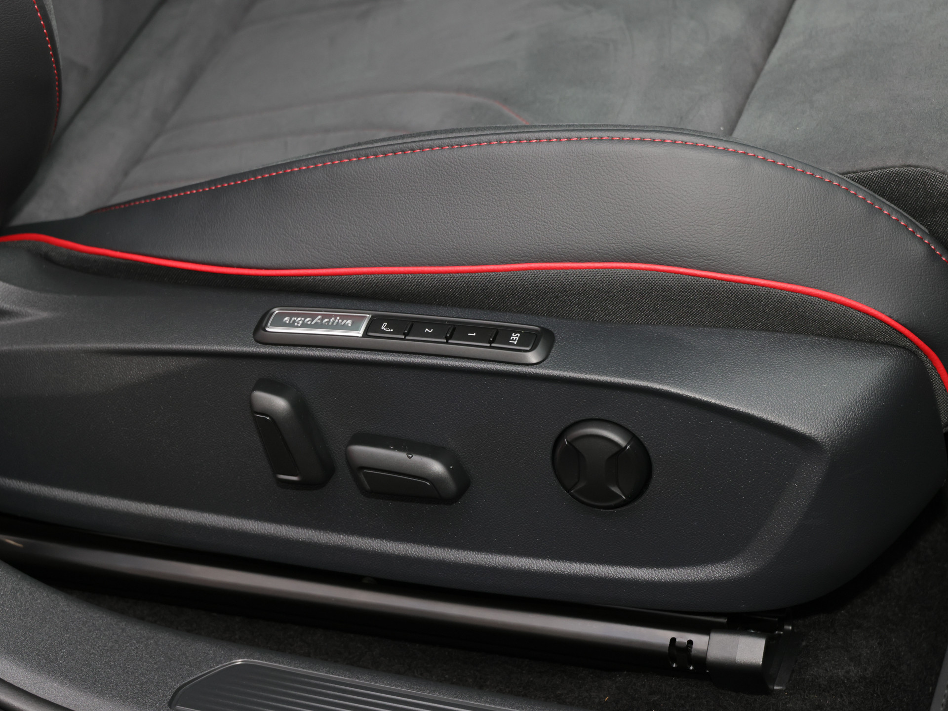 ID.3 GTX Performance +DCC+PANO+AB 1,49+MAX 580KM+