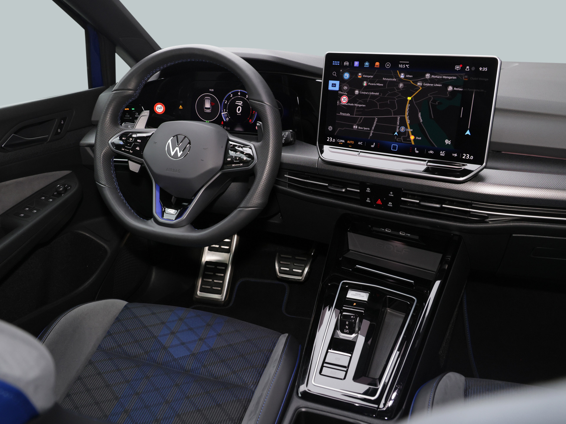 Golf VIII R 2.0TSI 4Mo.Variant +AREA-VIEW+