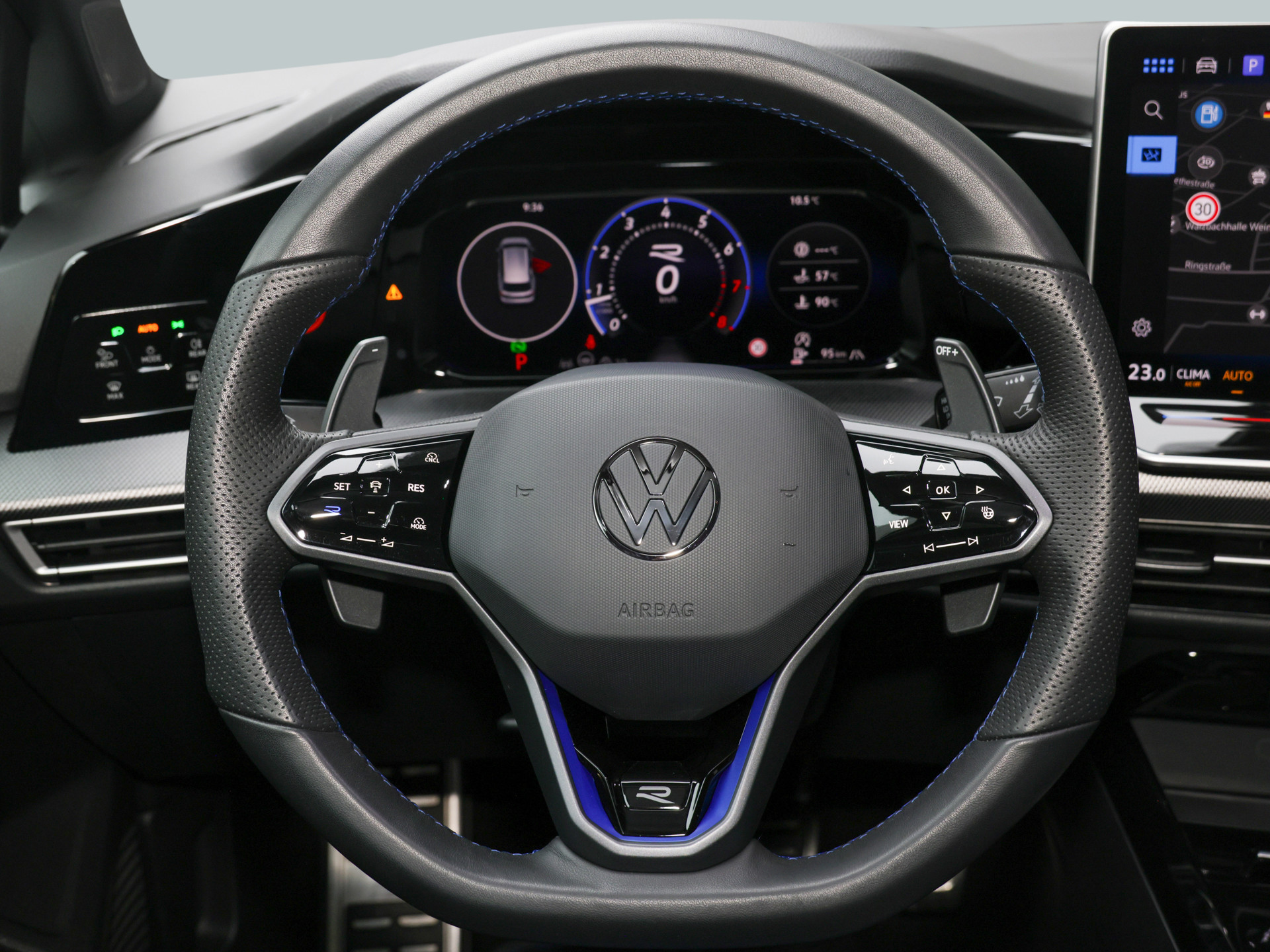 Golf VIII R 2.0TSI 4Mo.Variant +AREA-VIEW+