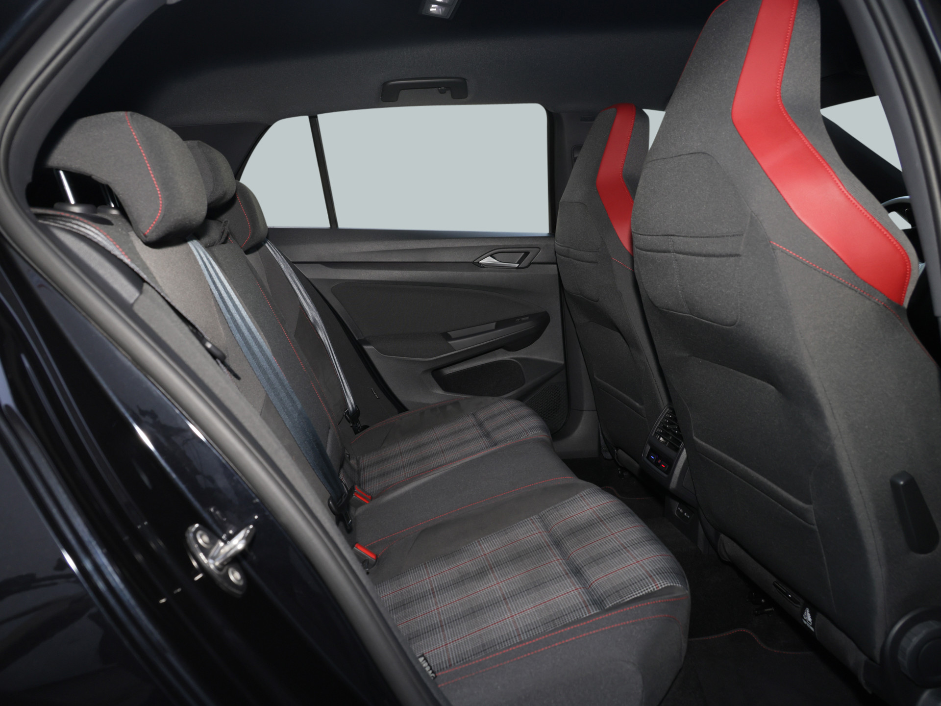 Golf VIII 2.0 TSI DSG GTI +NAVI+LED-PLUS+