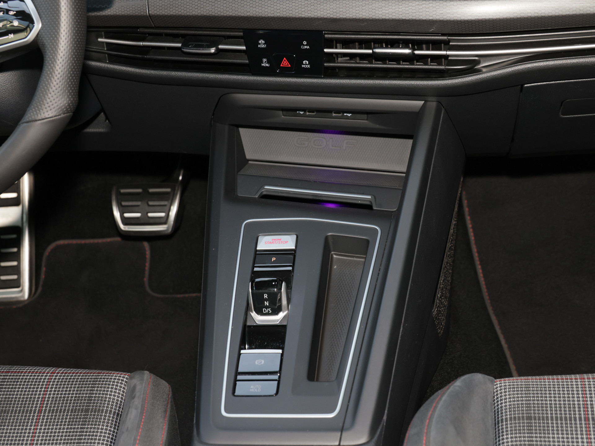 Golf VIII 2.0 TSI DSG GTI +NAVI+LED-PLUS+