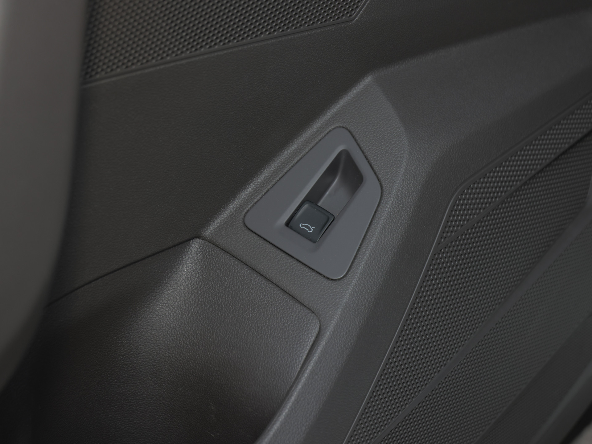 Touareg 3.0TDI Atmosphere +LEDER+ERGO+ACC+