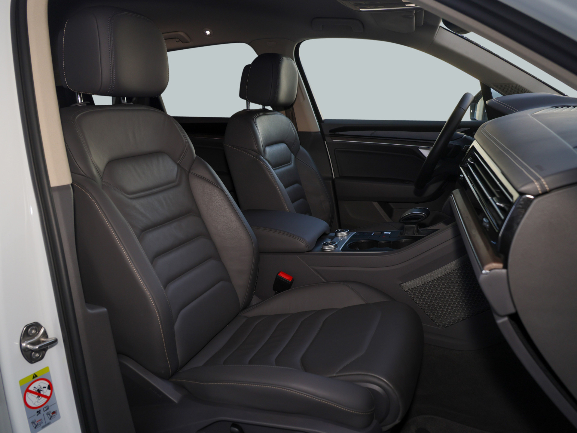 Touareg 3.0TDI Atmosphere +LEDER+ERGO+ACC+