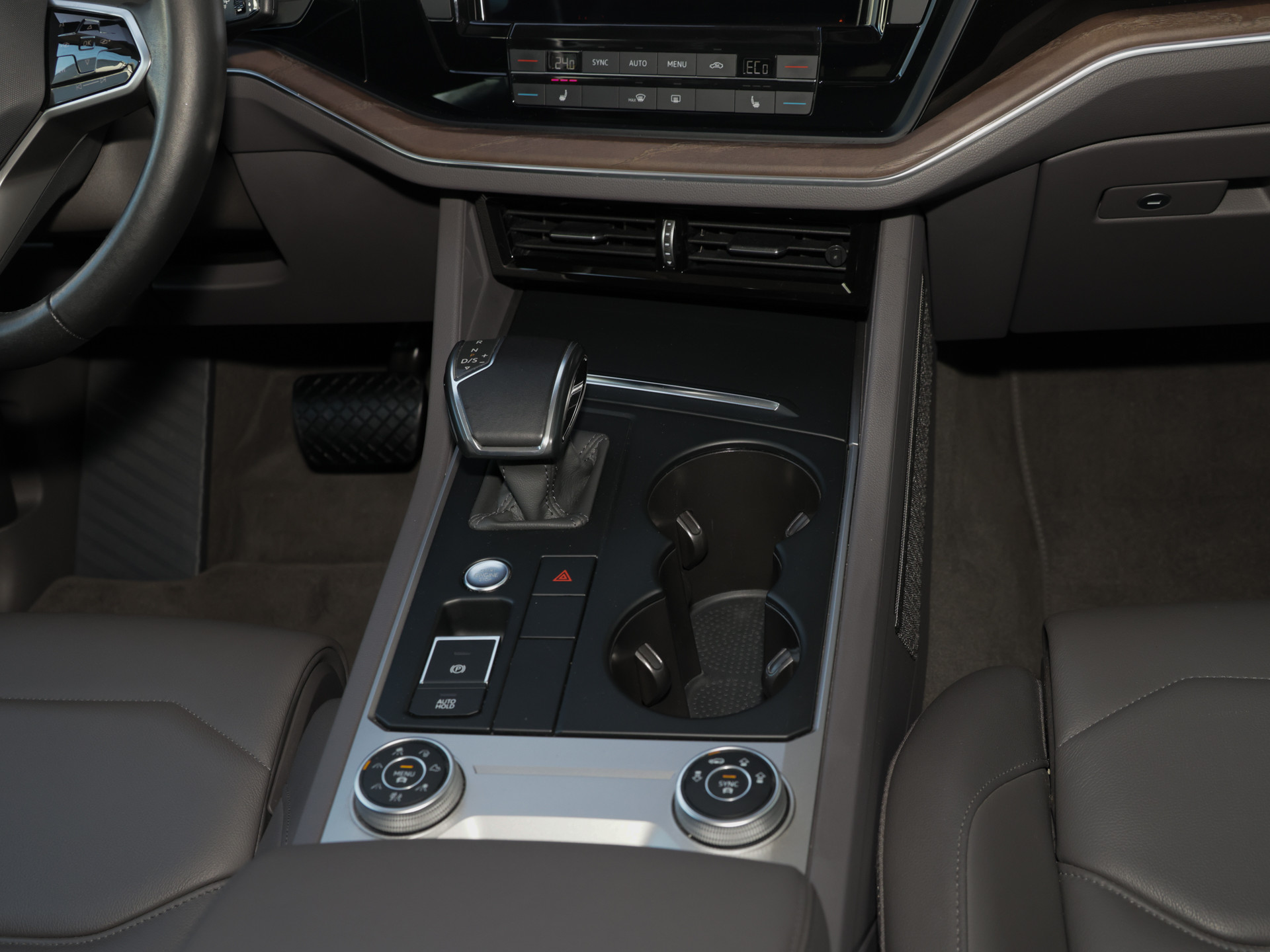 Touareg 3.0TDI Atmosphere +LEDER+ERGO+ACC+