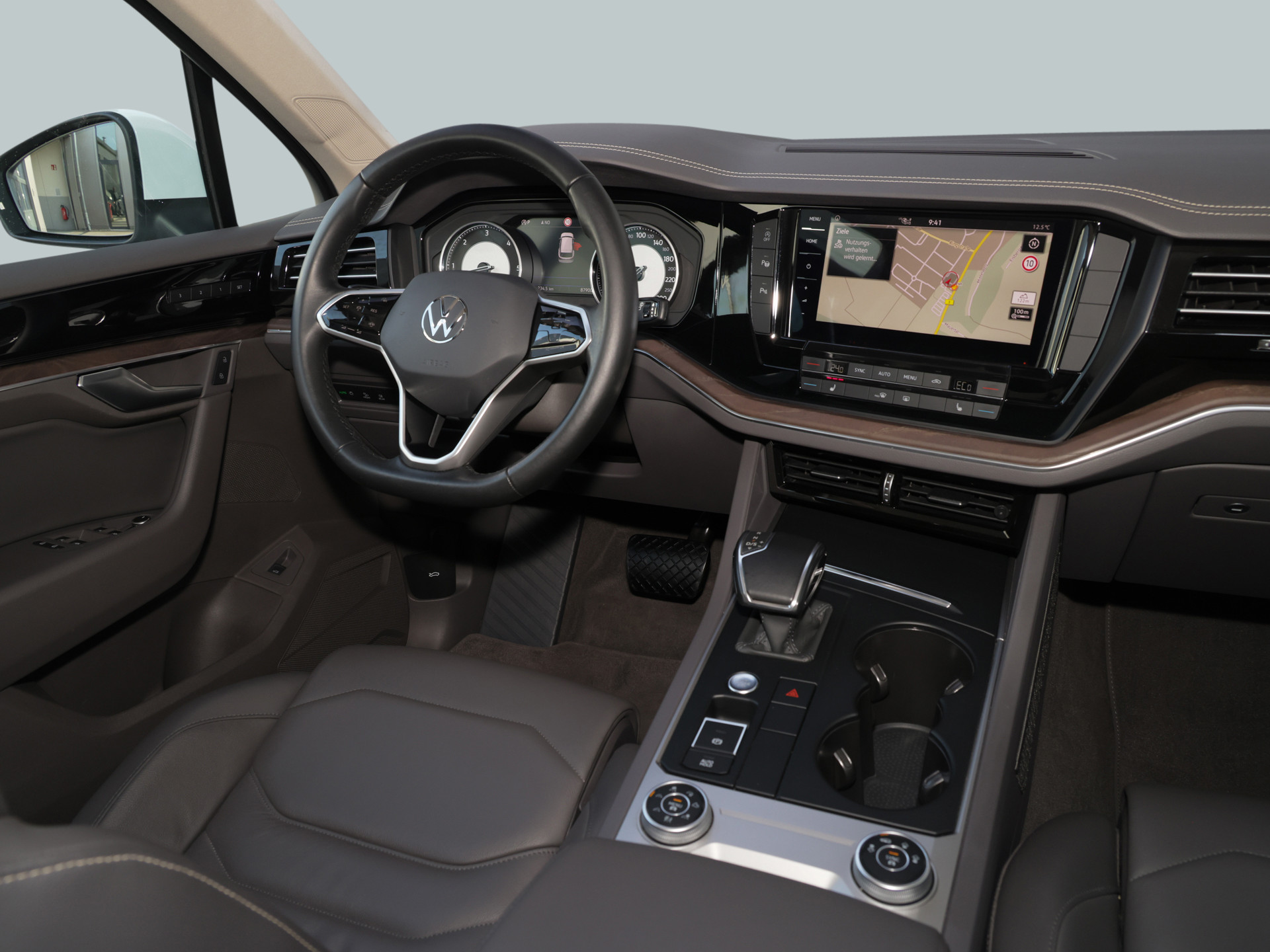 Touareg 3.0TDI Atmosphere +LEDER+ERGO+ACC+