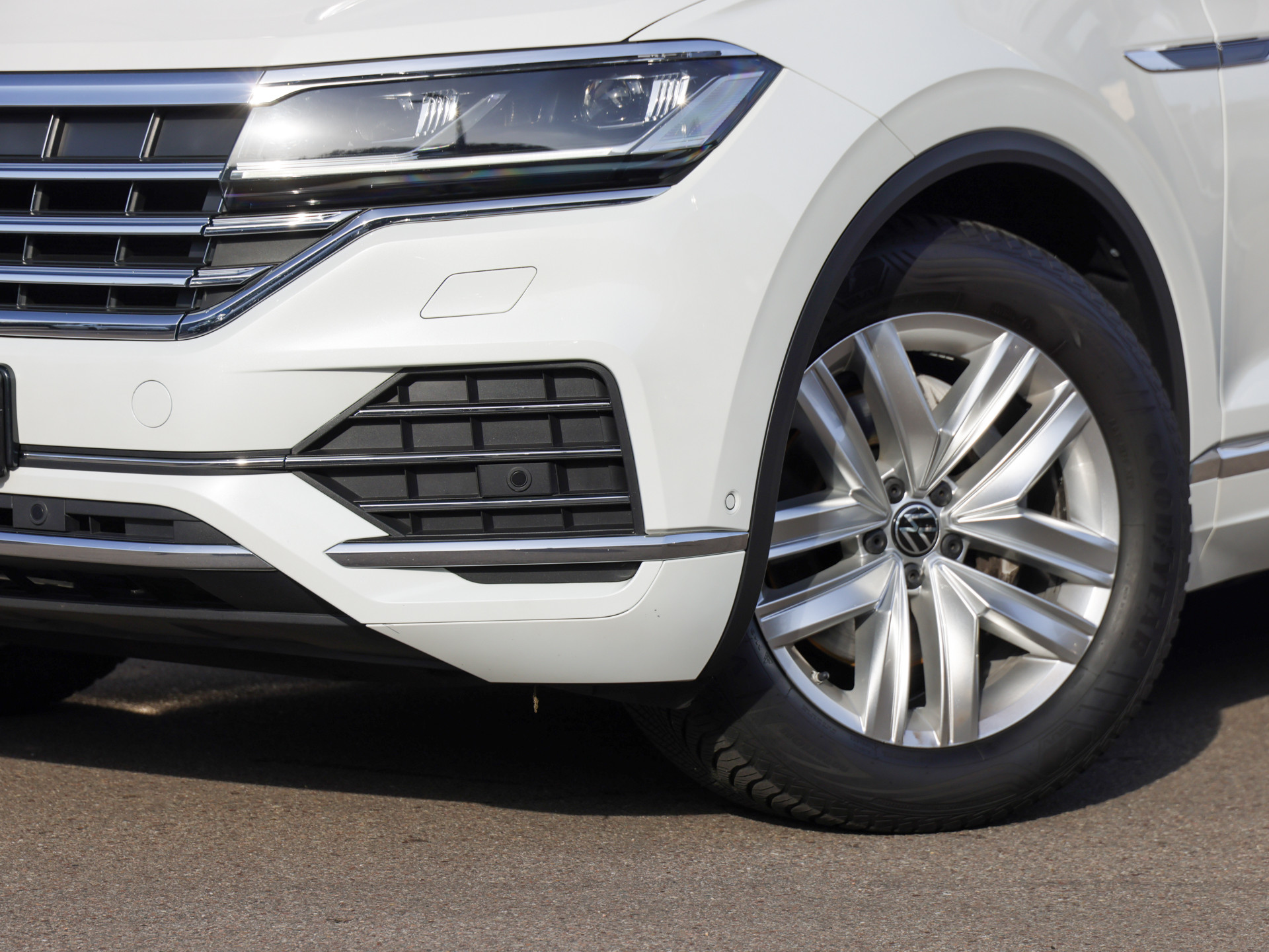 Touareg 3.0TDI Atmosphere +LEDER+ERGO+ACC+