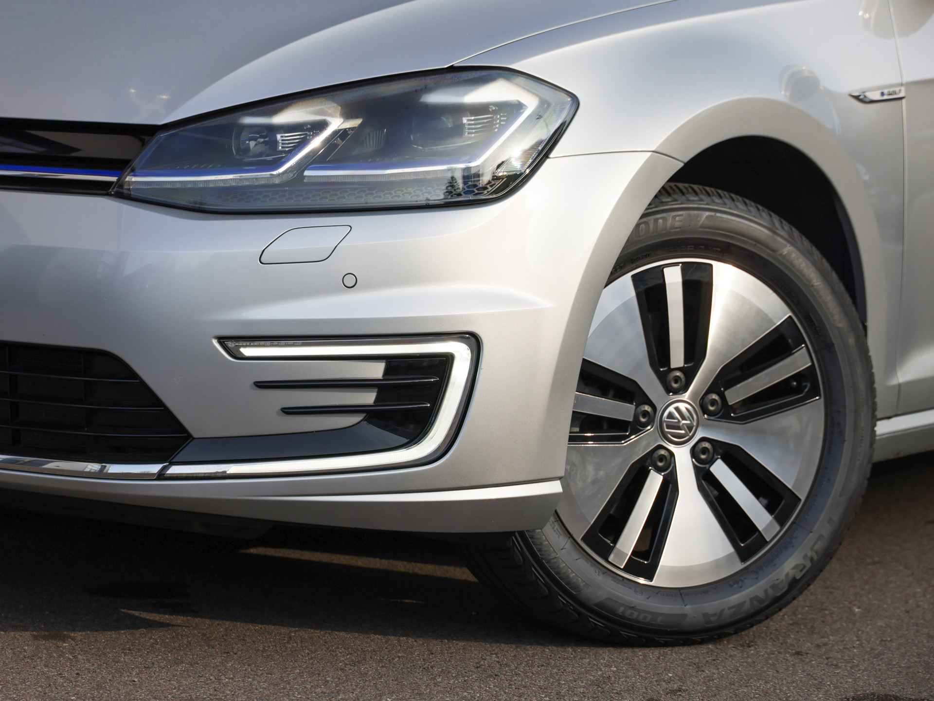 e-Golf +NAVI+LM-FELGEN+MAX 232KM+