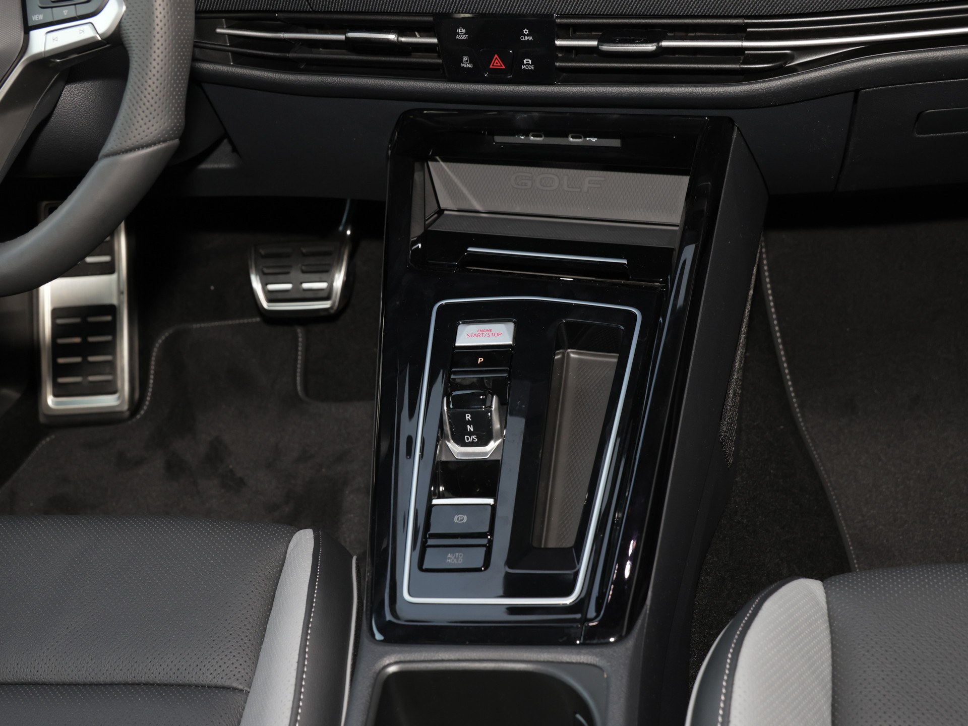 Golf GTE 1.5 eHybrid +LEDER+IQ.LIGHT+ACC+