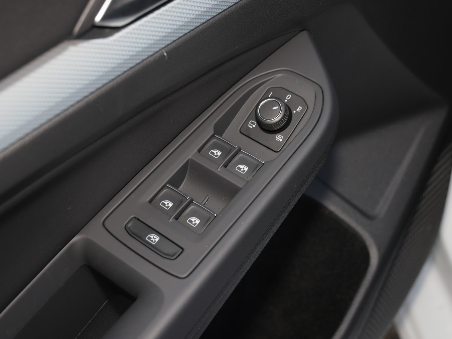 Golf VIII 2.0TDI DSG GOAL +AHK+PANO+4SEASON+