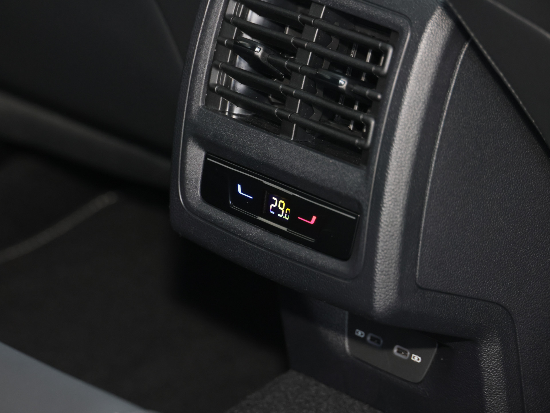 Golf VIII 2.0TDI DSG GOAL +AHK+PANO+4SEASON+