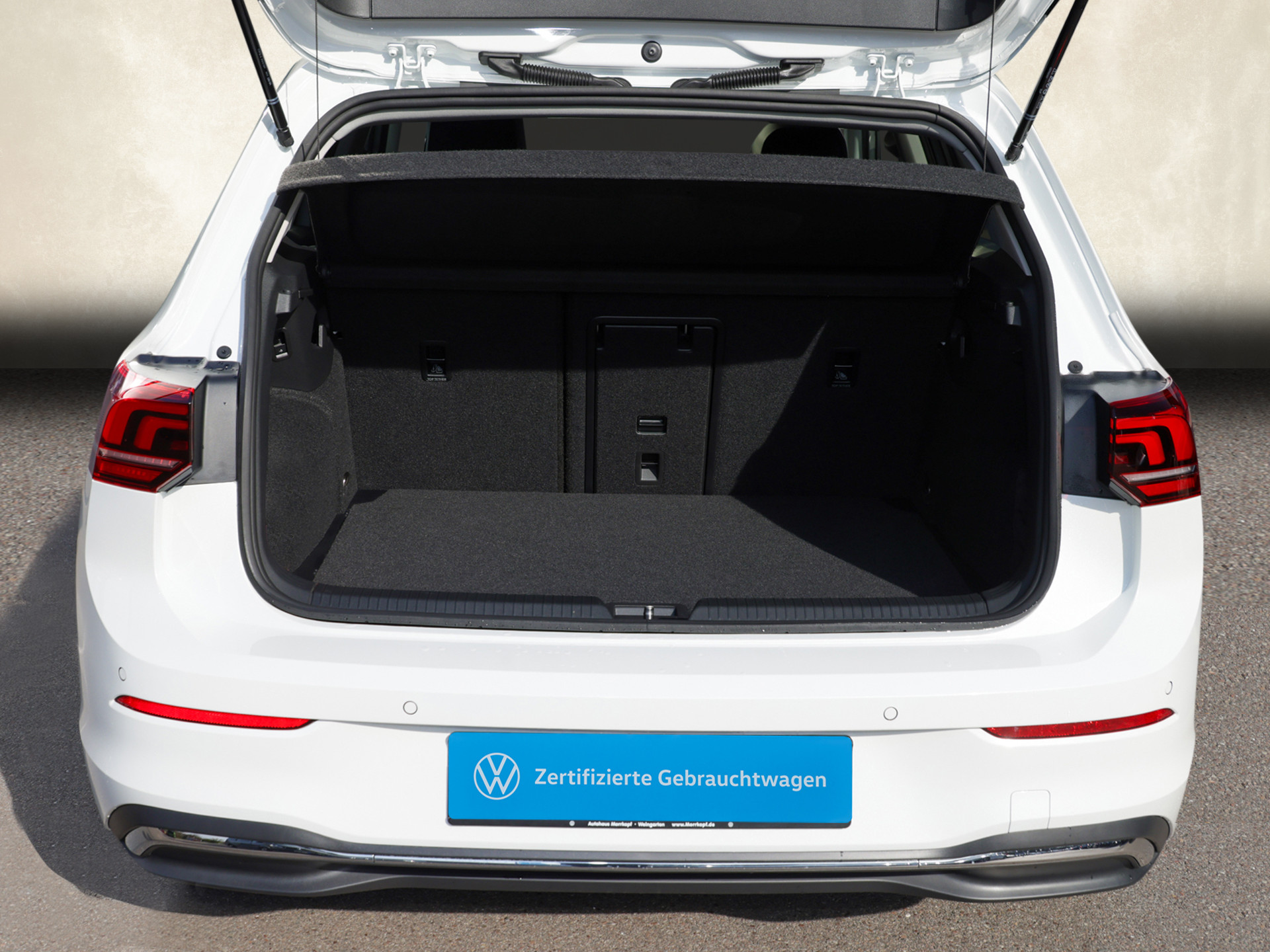 Golf VIII 2.0TDI DSG GOAL +AHK+PANO+4SEASON+