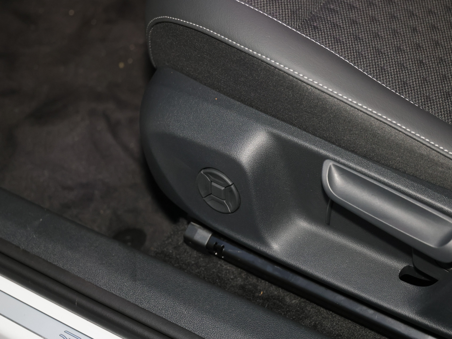 T-Roc 1.5eTSI R-Line +4SEASON+