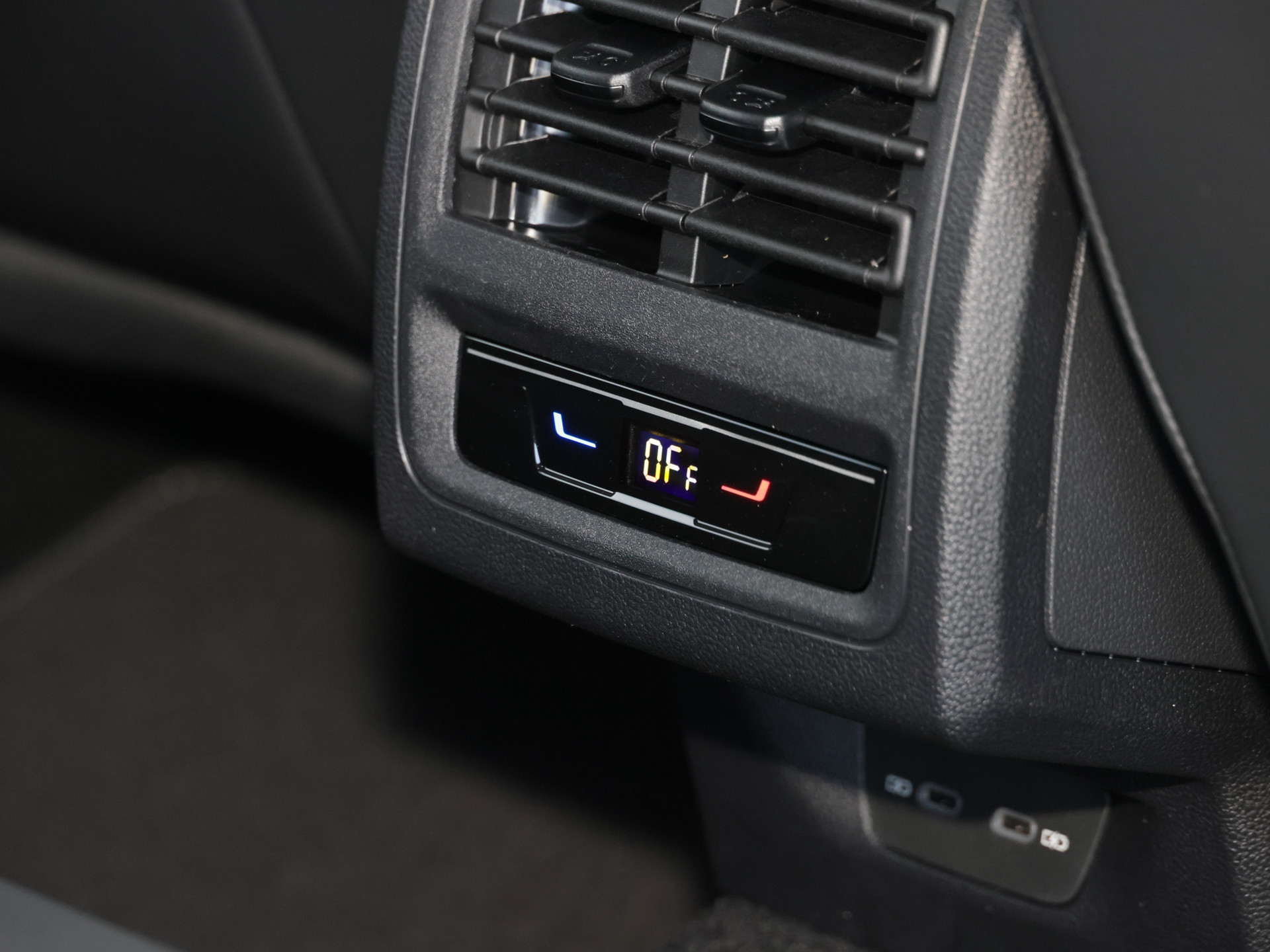Golf ENERGY 1.5 eHybrid +AHK+NAVI+ACC+