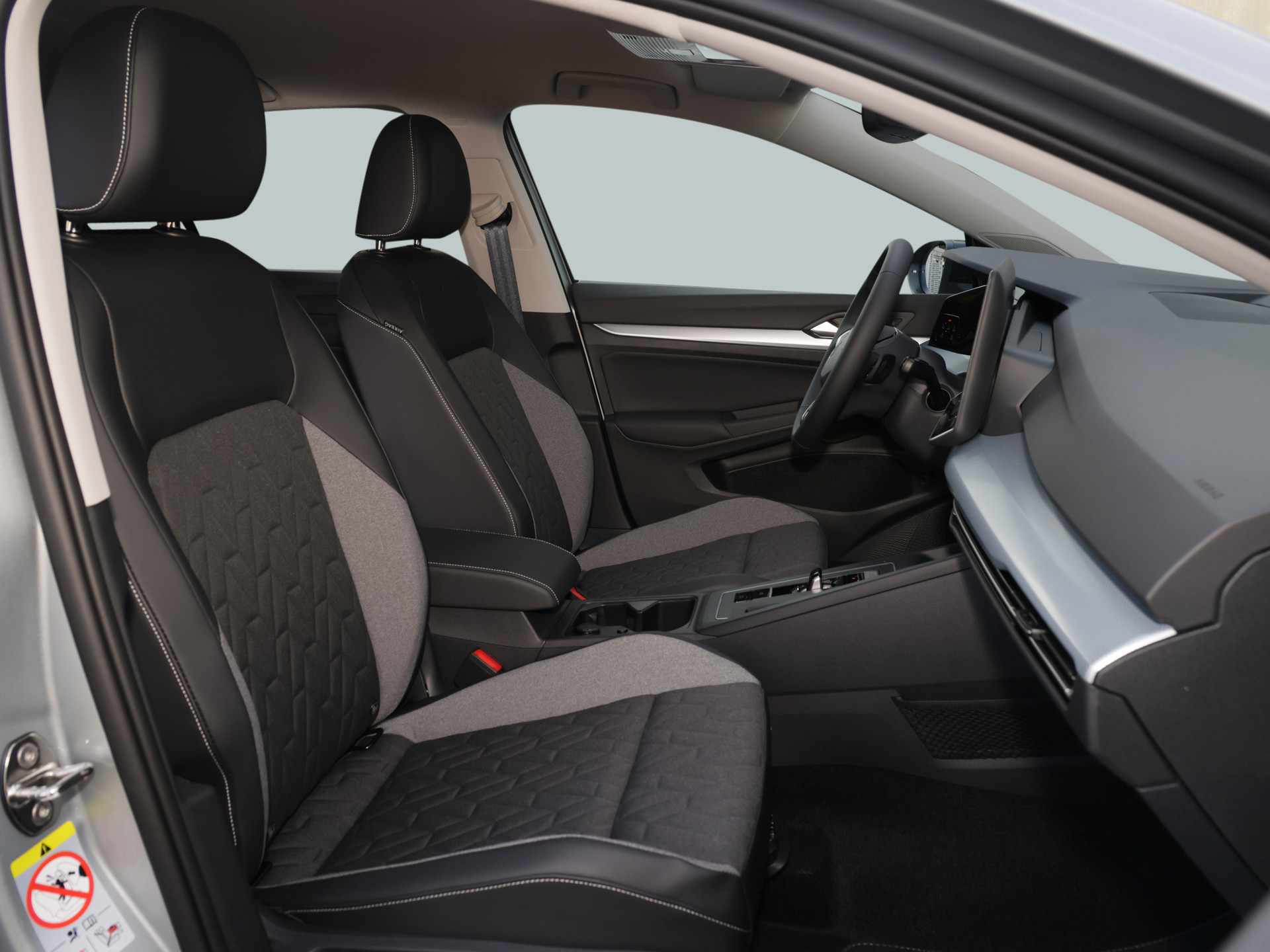 Golf ENERGY 1.5 eHybrid +AHK+NAVI+ACC+
