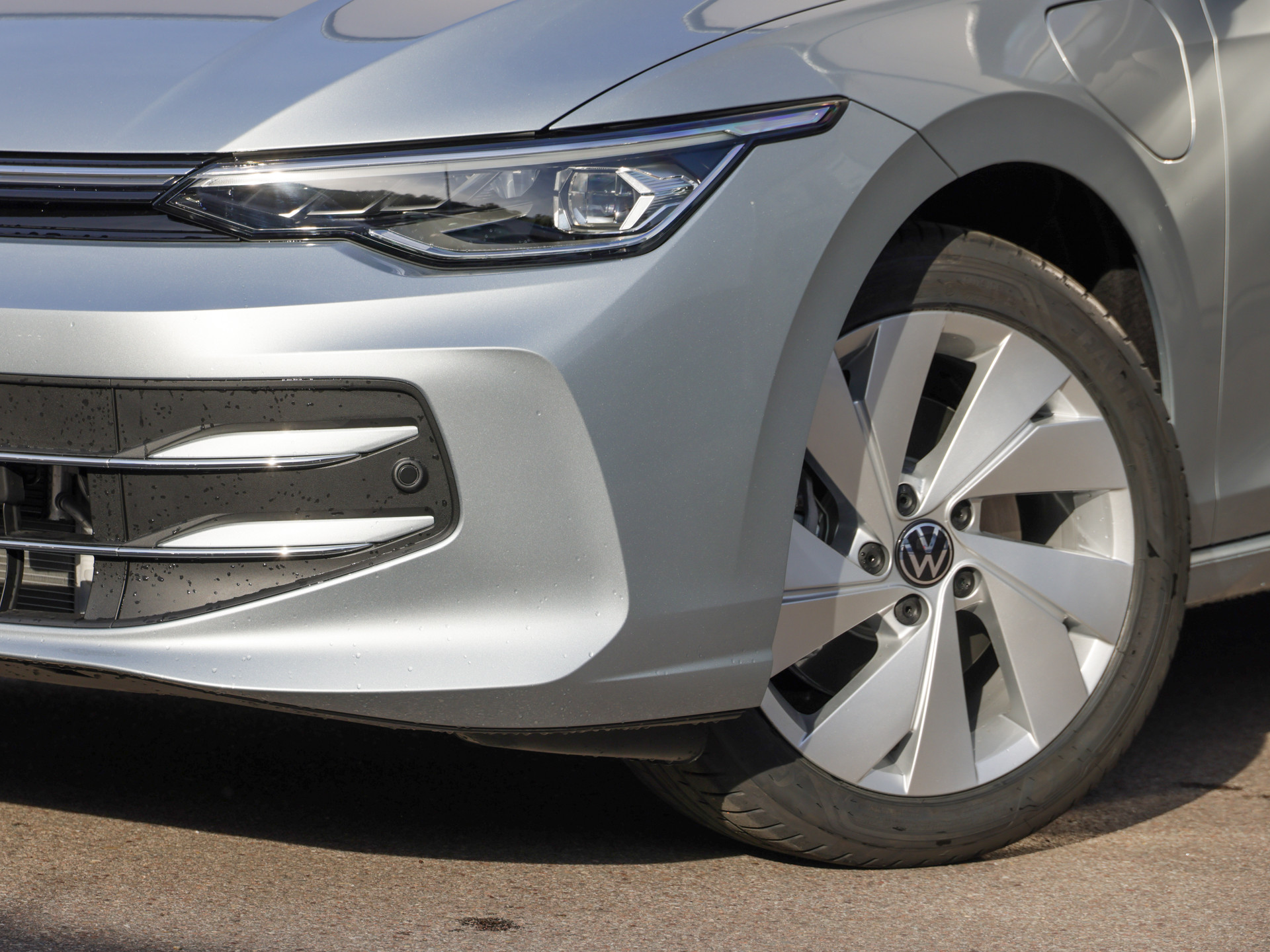 Golf ENERGY 1.5 eHybrid +AHK+NAVI+ACC+