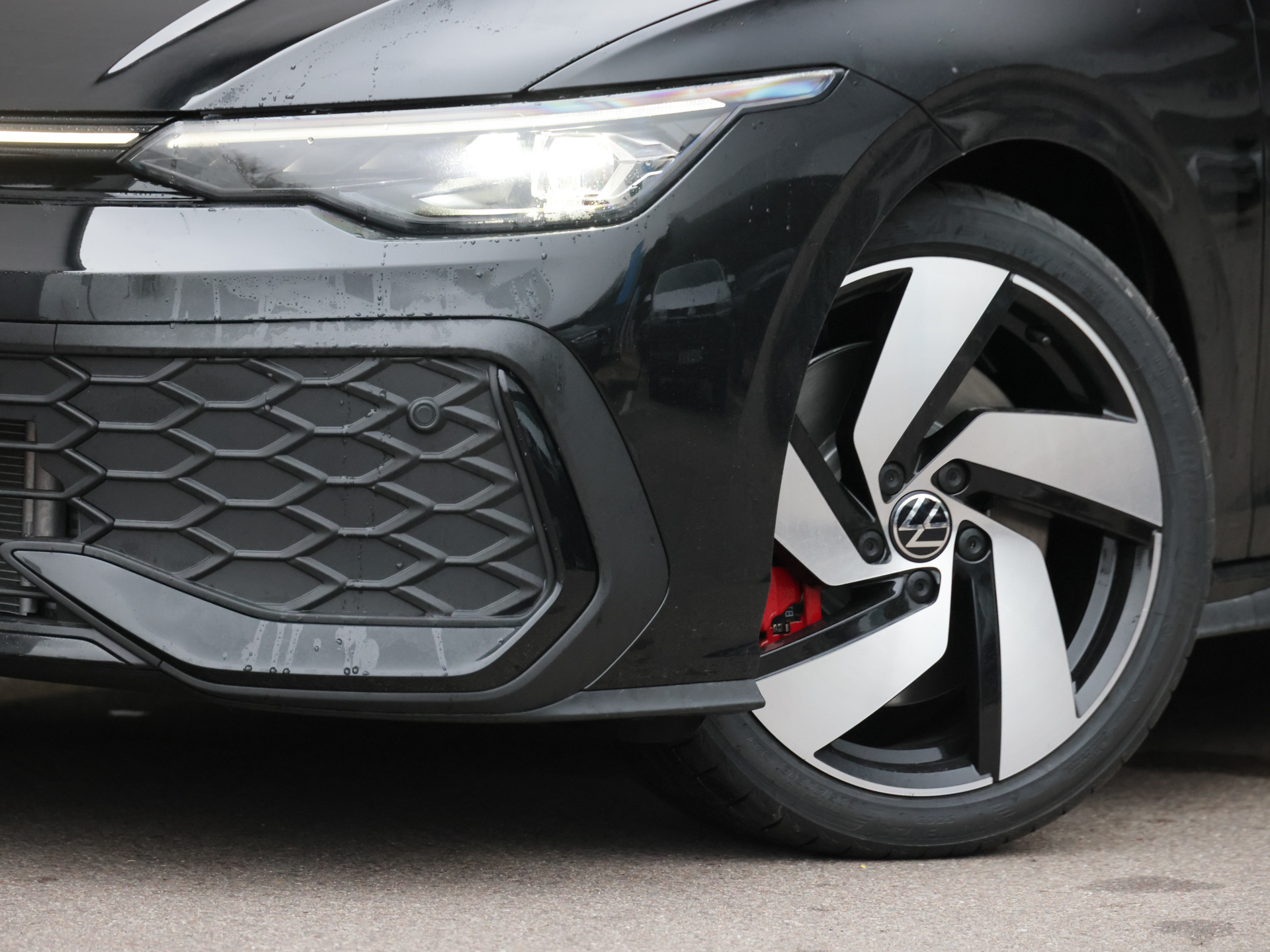 Golf VIII 2.0TSI GTI +BLACK-STYLE+MATRIX+LEDER+