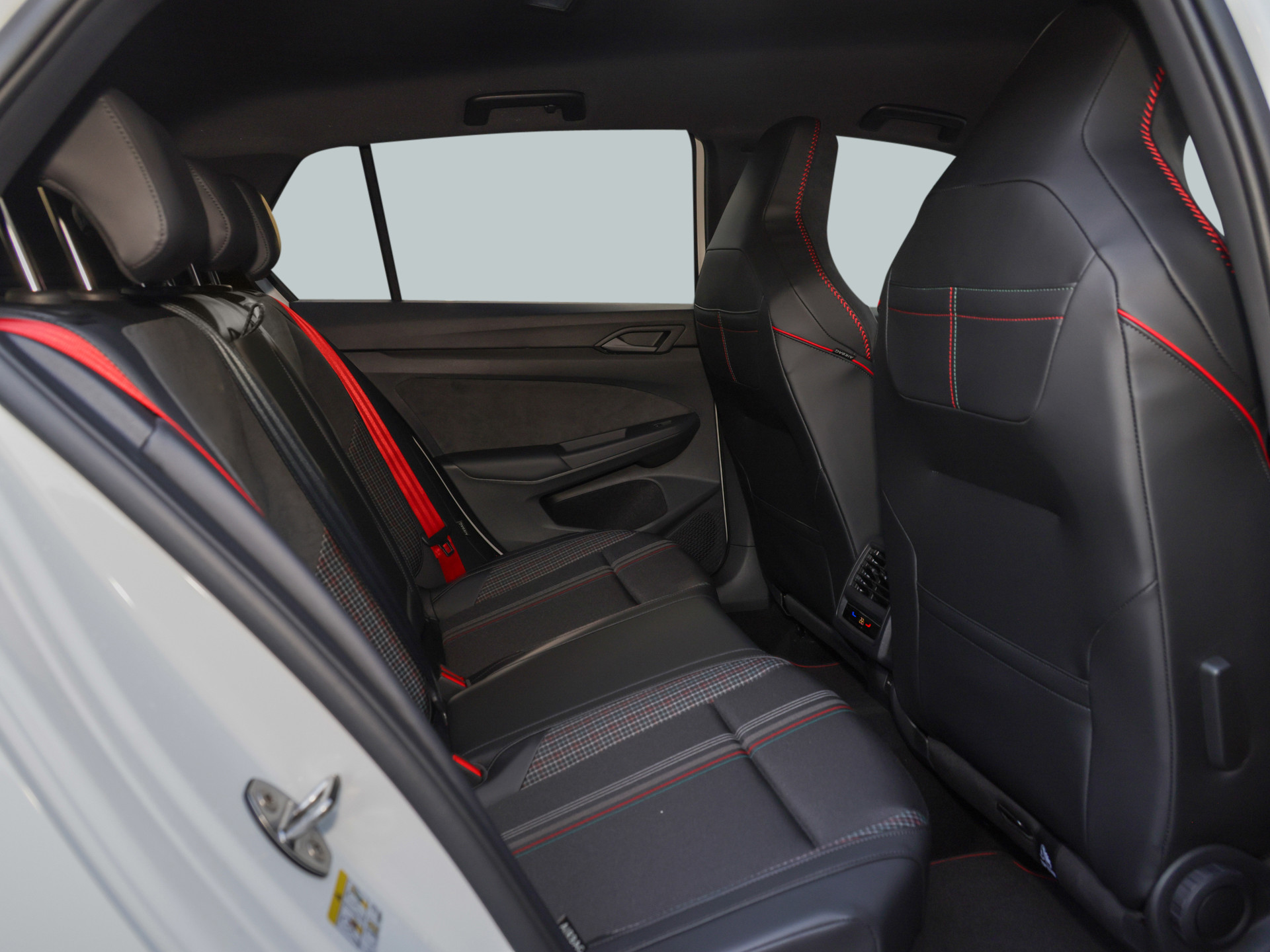 Golf GTI EDITION 50 2.0TSI +HUD+ACC+MATRIX+